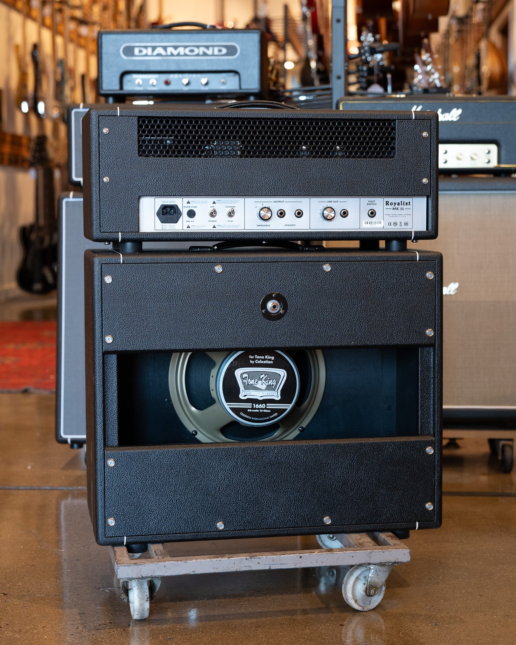 c2020s Tone King Royalist Head and Box (USA, 40 Watts, 240V)