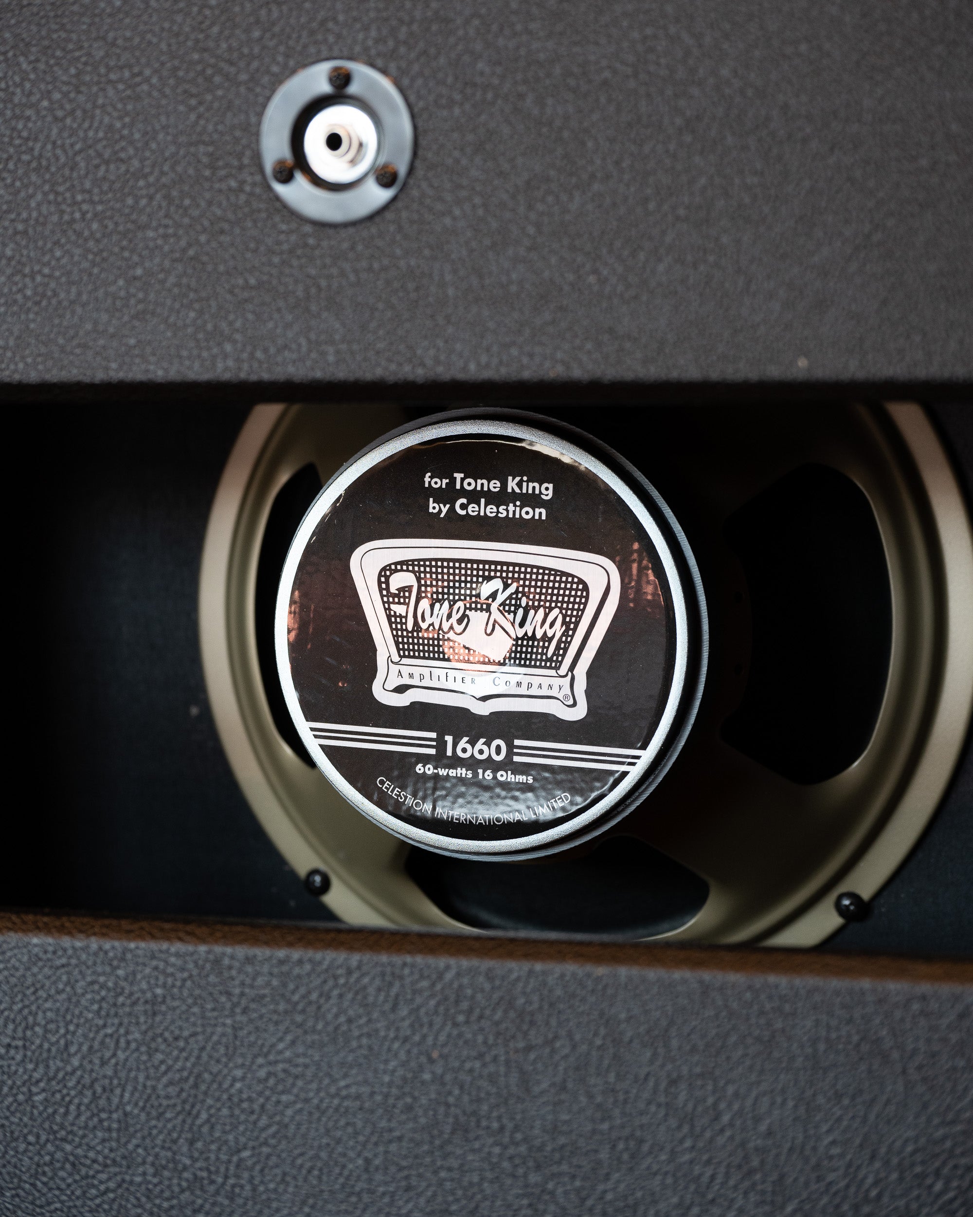c2020s Tone King Royalist Head and Box (USA, 40 Watts, 240V)
