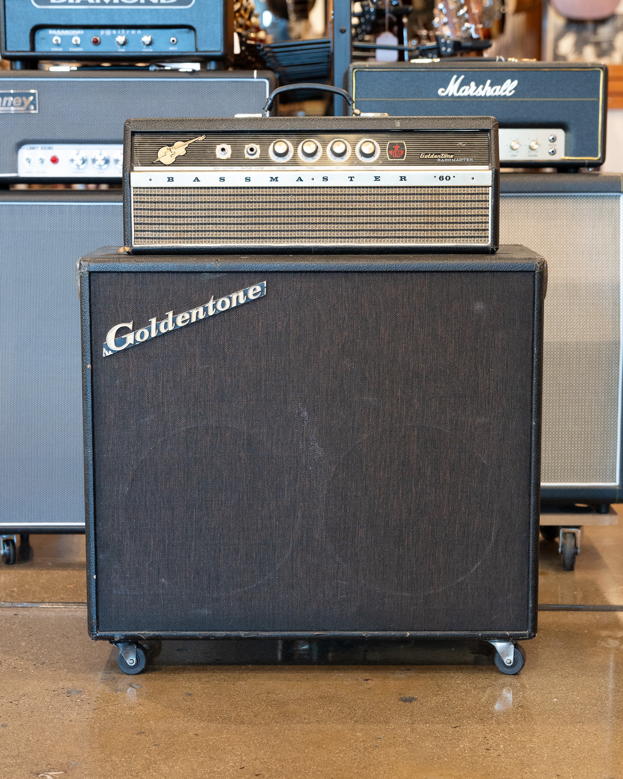 1966 Goldentone Bassmaster 60 Flip Top (Australia)