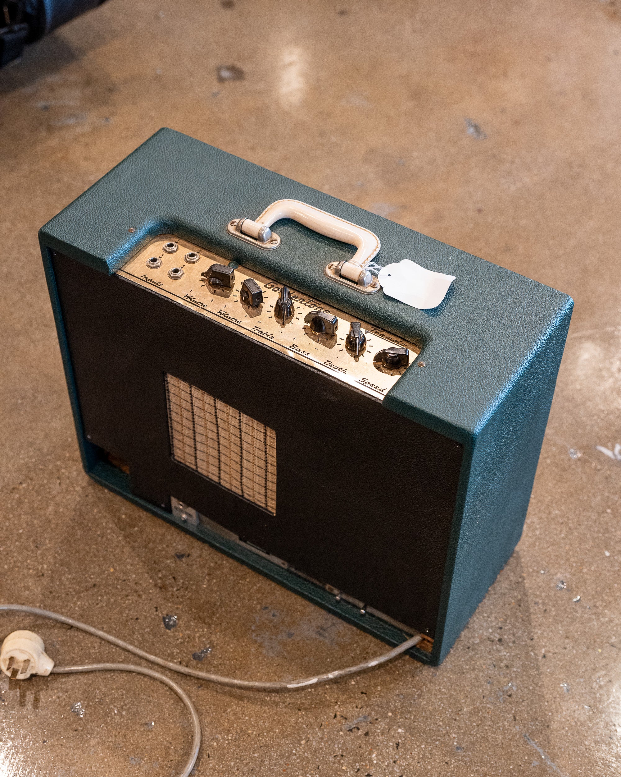 c1961-2 Goldentone Amp Model #1778 (Australia, 17 Watts)