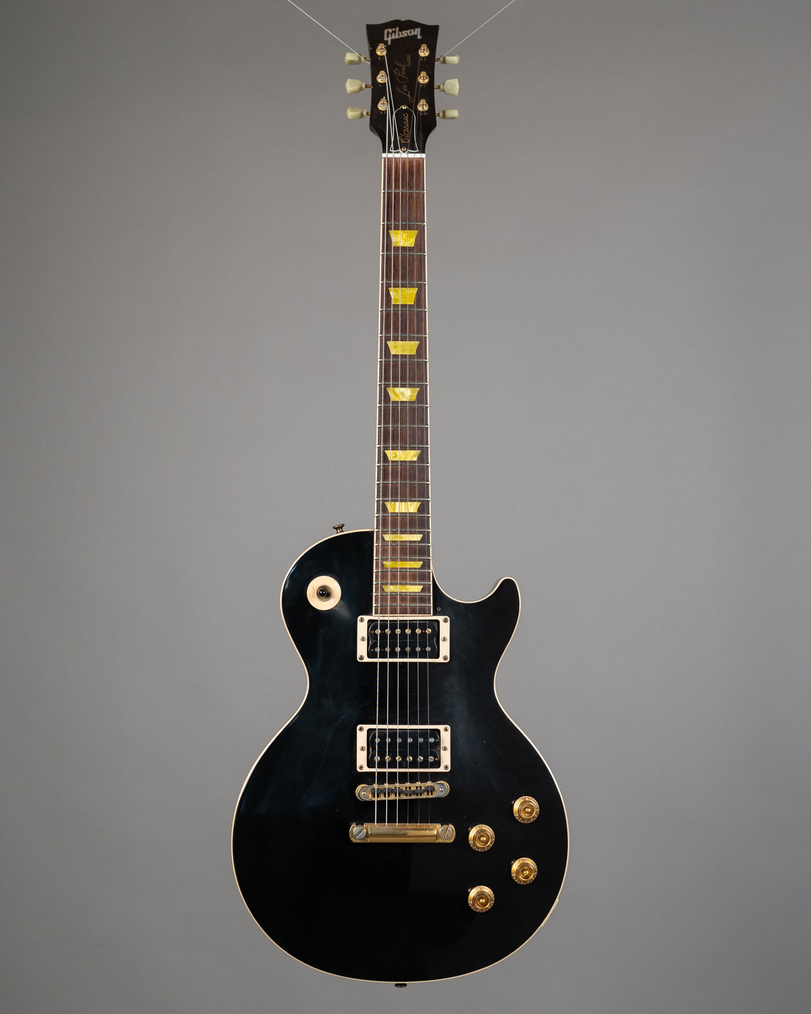 2004 Gibson Les Paul  Classic (USA , Black, OHSC)