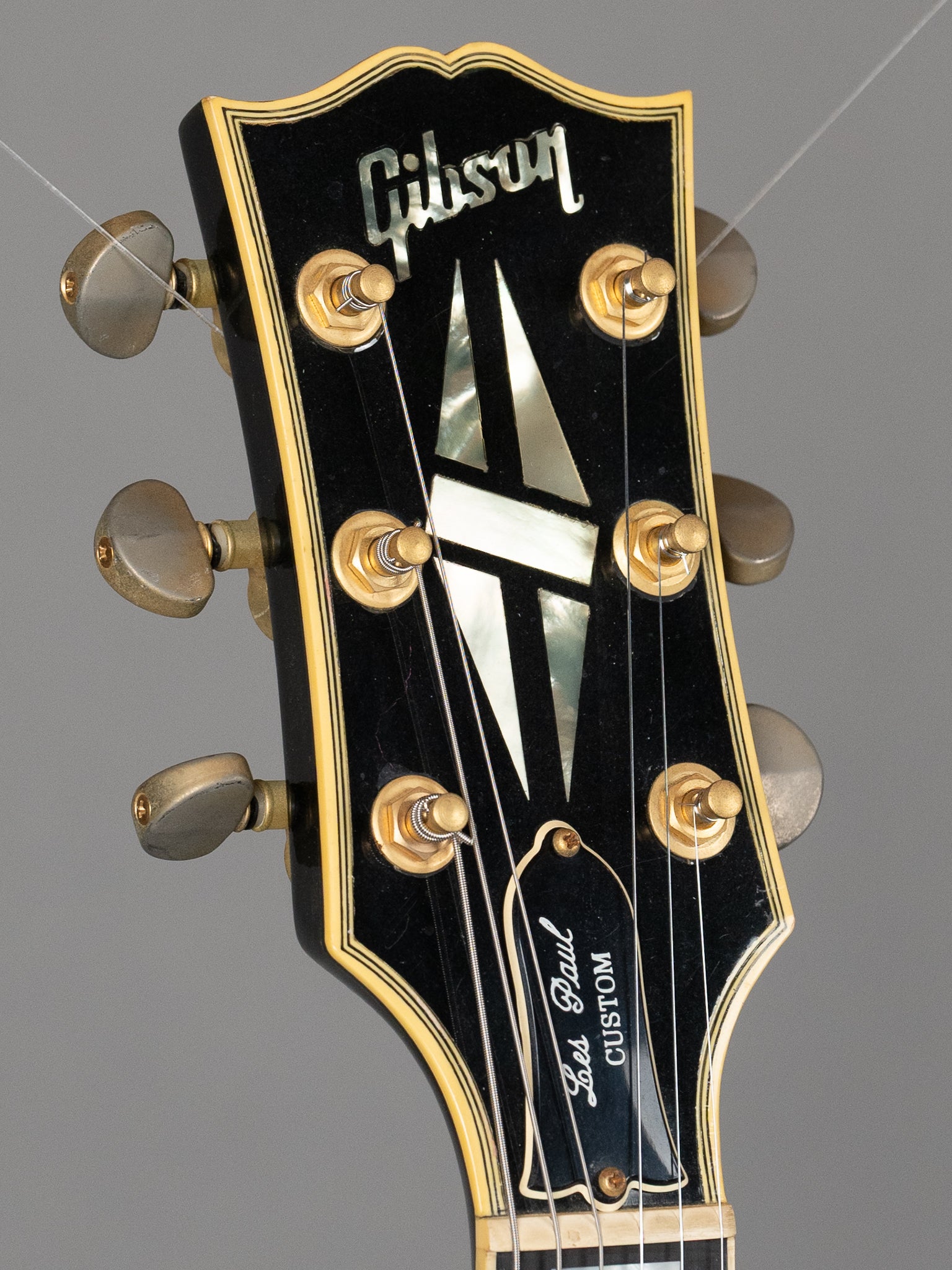 1995 Gibson Les Paul Custom USA, Black, OHSC)