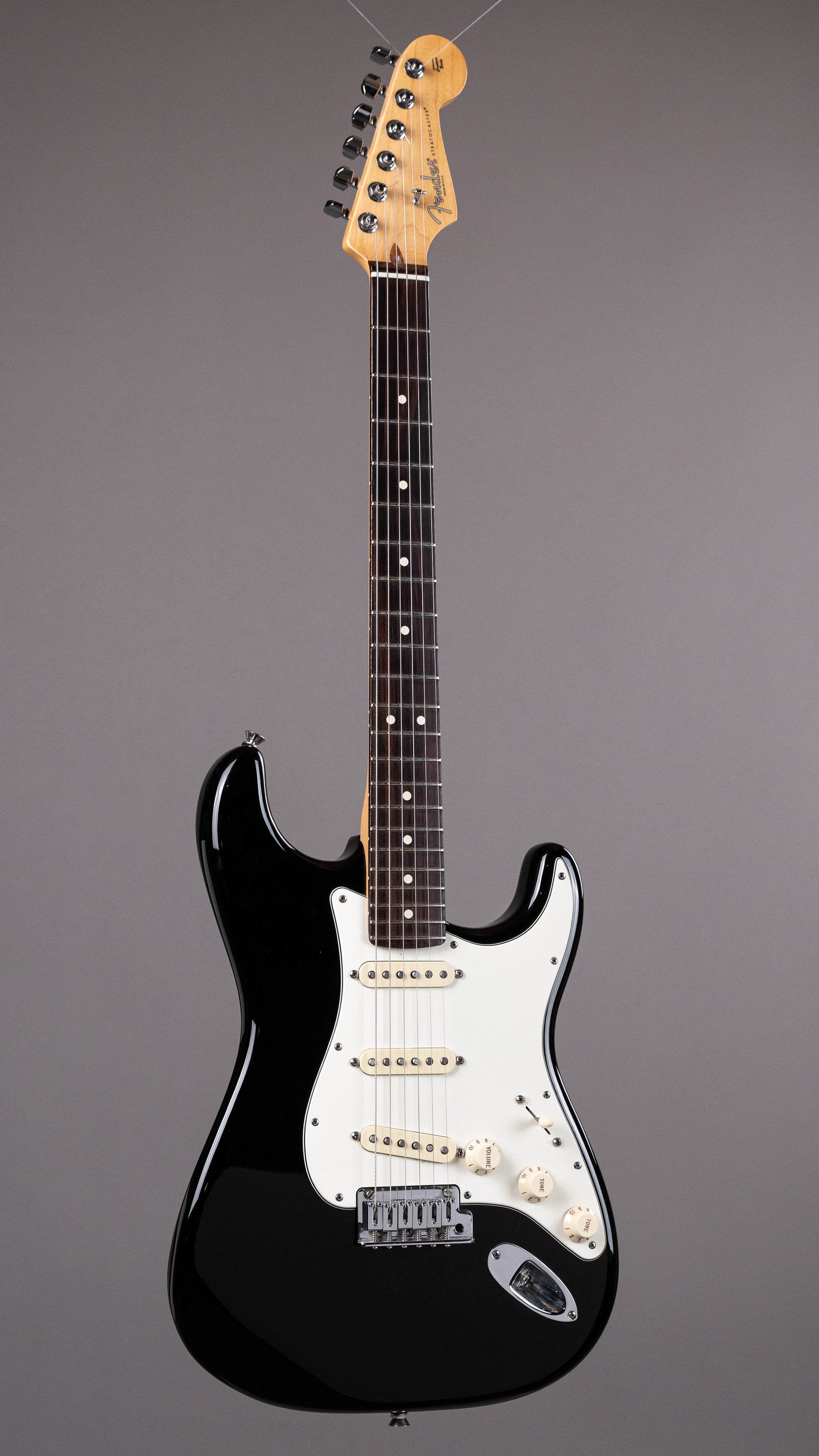 2015 Fender American Standard Stratocaster (USA, Black, OHSC)
