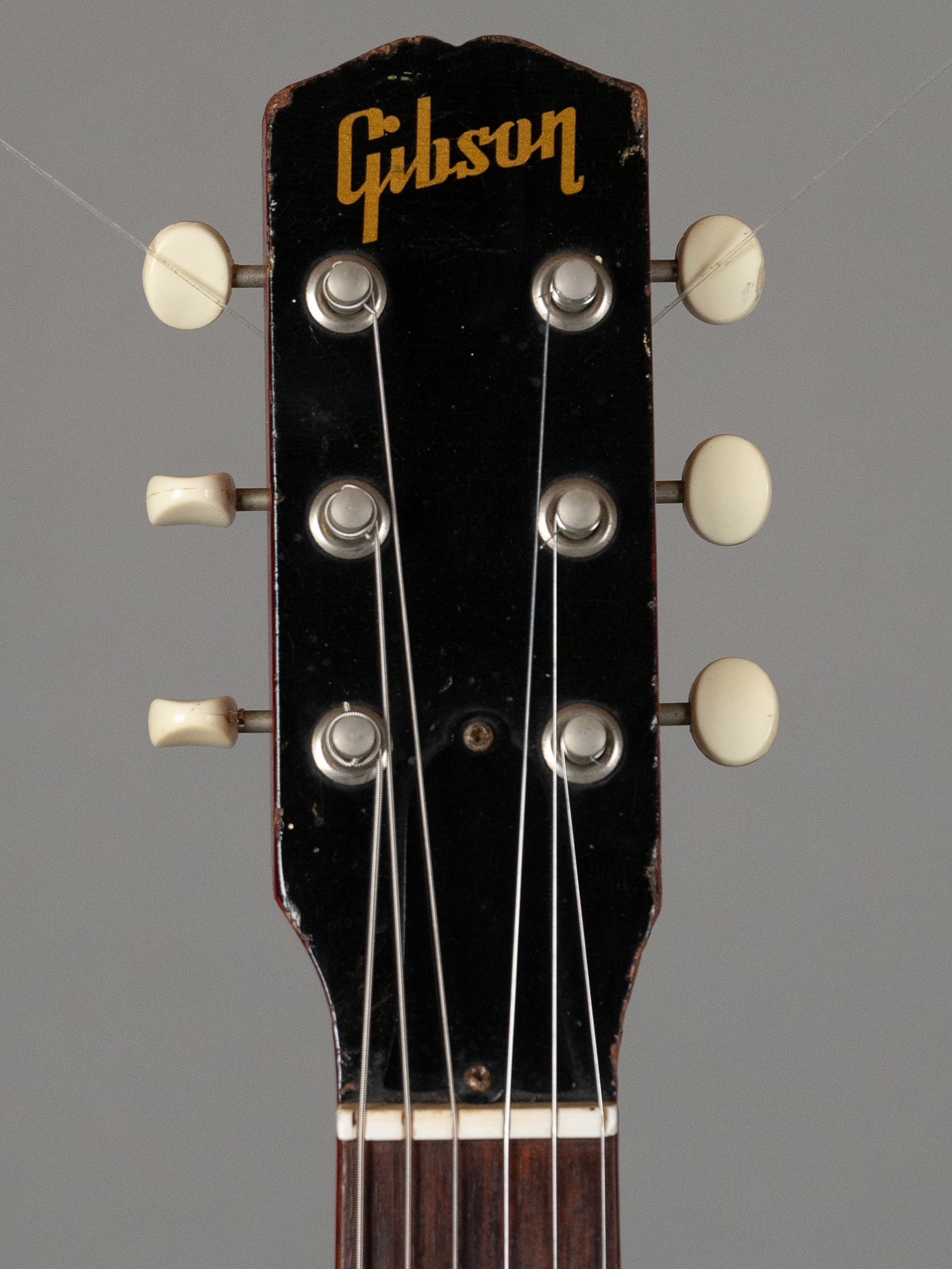 1965 Gibson Melody Maker (USA, Cardinal Red,  Victoria HSC)