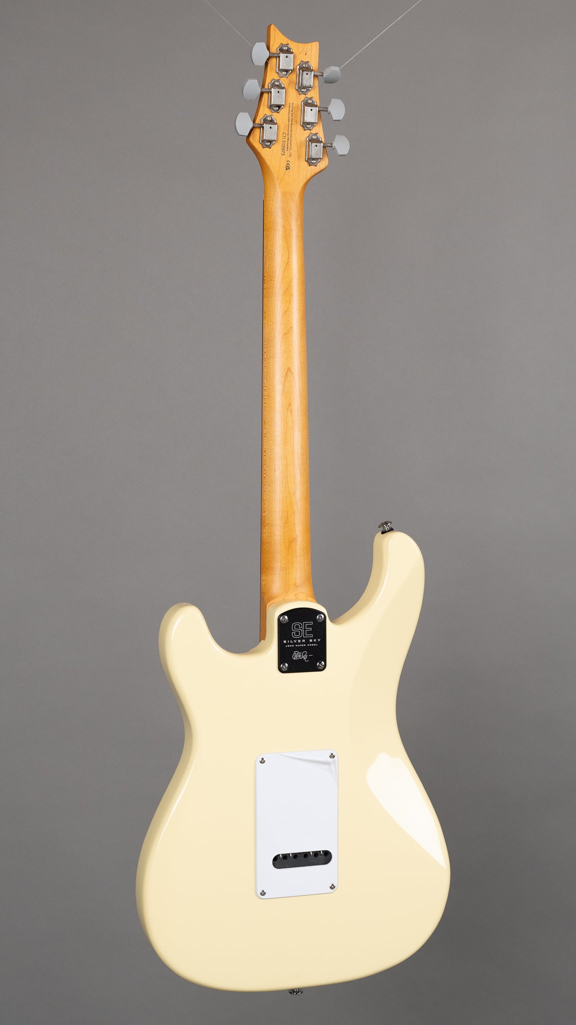 c2022 PRS SE Silver Sky (Indonesia, Moon White, Gig Bag)