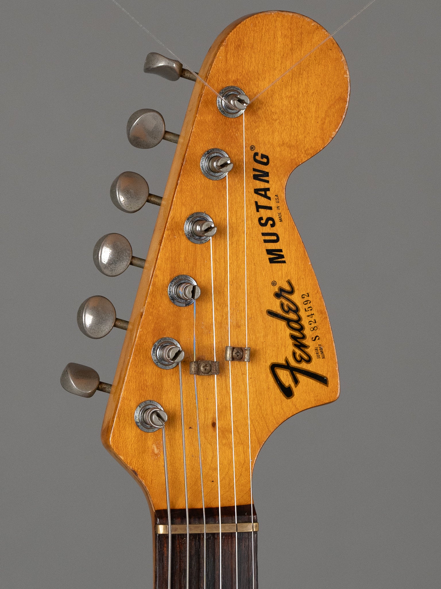 1978 Fender Mustang MOD (USA, Cigarette White)