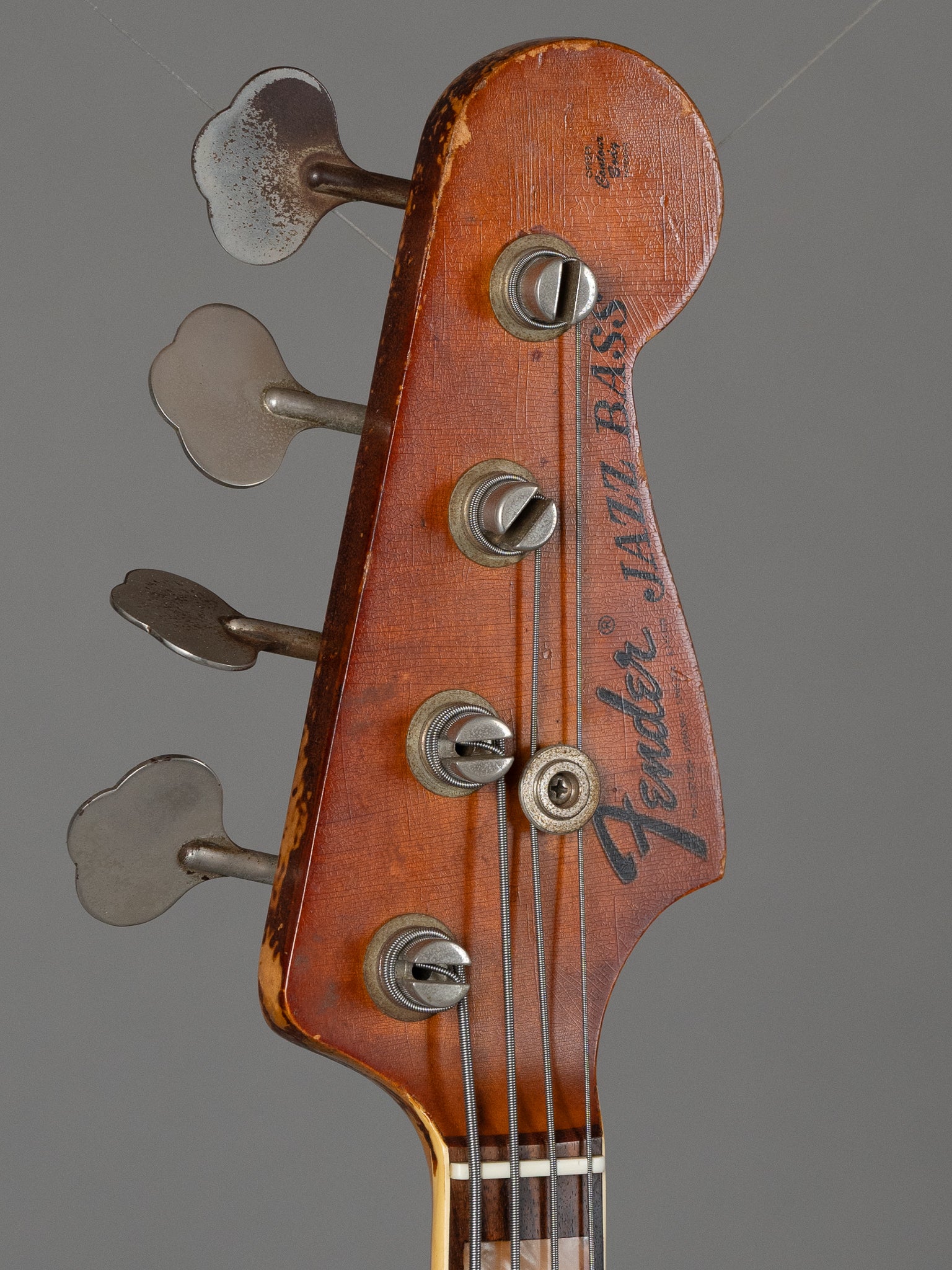 1969 Fender Jazz Bass (USA, Sunburst, Fender HSC)