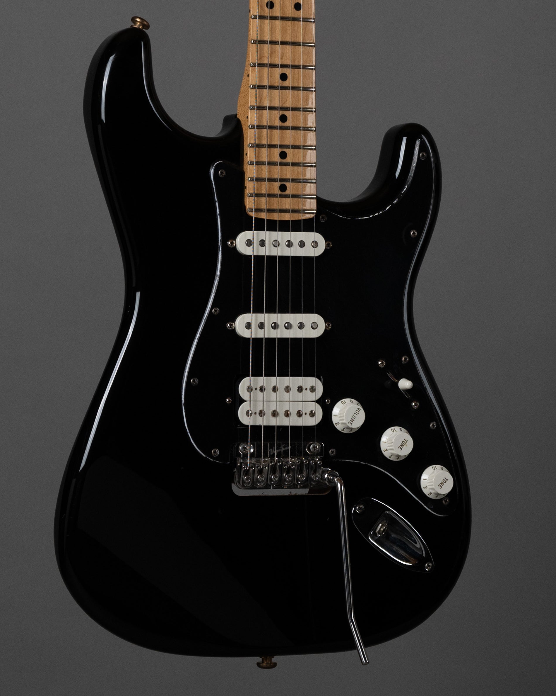2020 Fender Player Stratocaster HSS (Mexico, Black, Vega Trem)