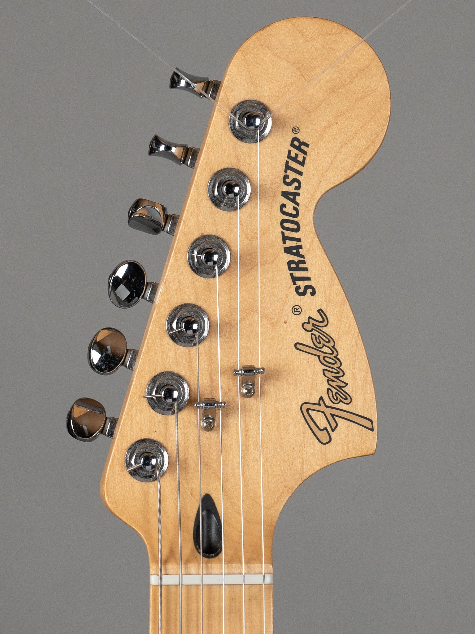 2017 Fender Deluxe Stratocaster (Mexico, Vintage Blonde, HSC)