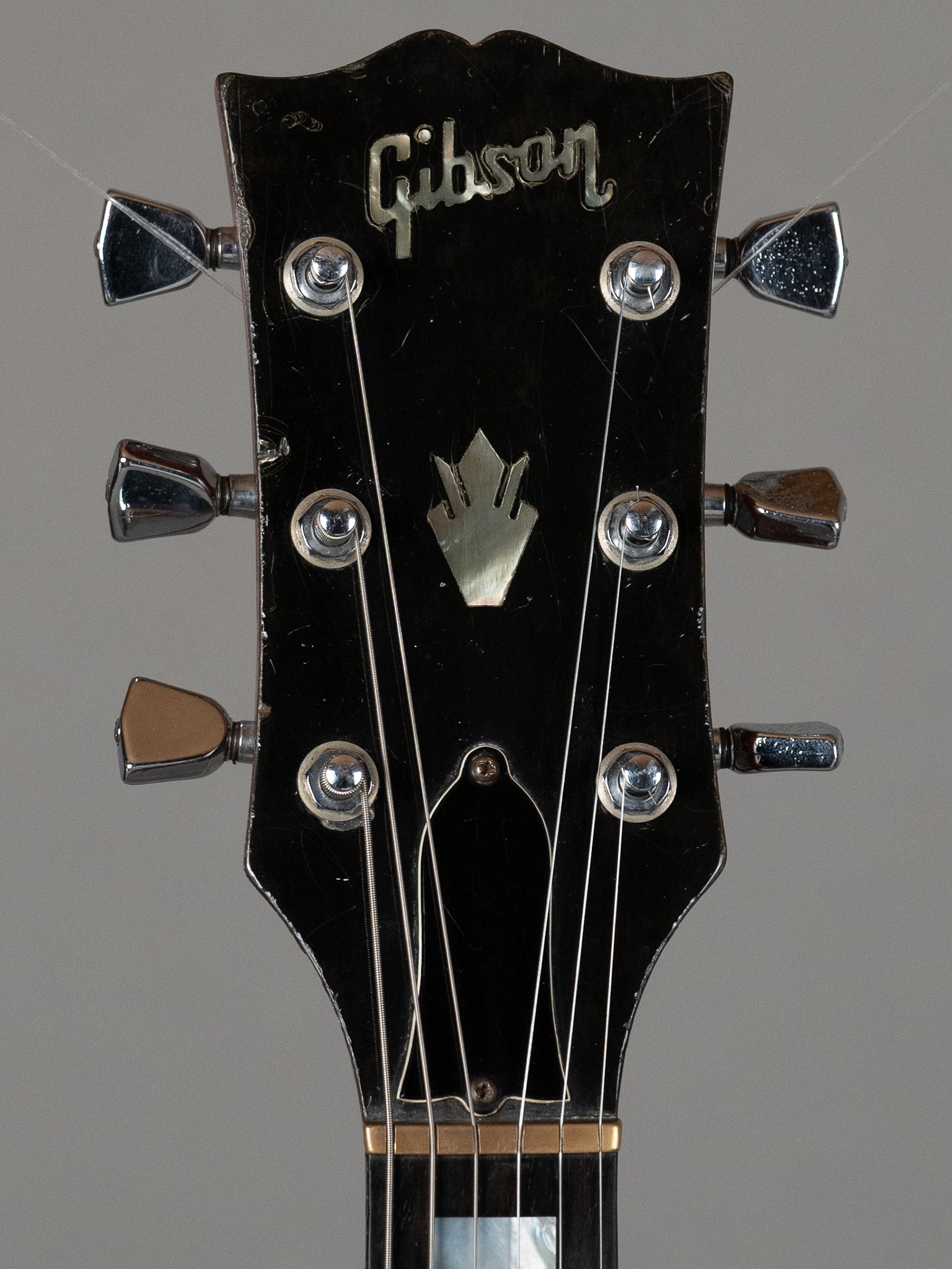 1974 Gibson SG (USA, Cherry, Factory Bigsby, HSC)