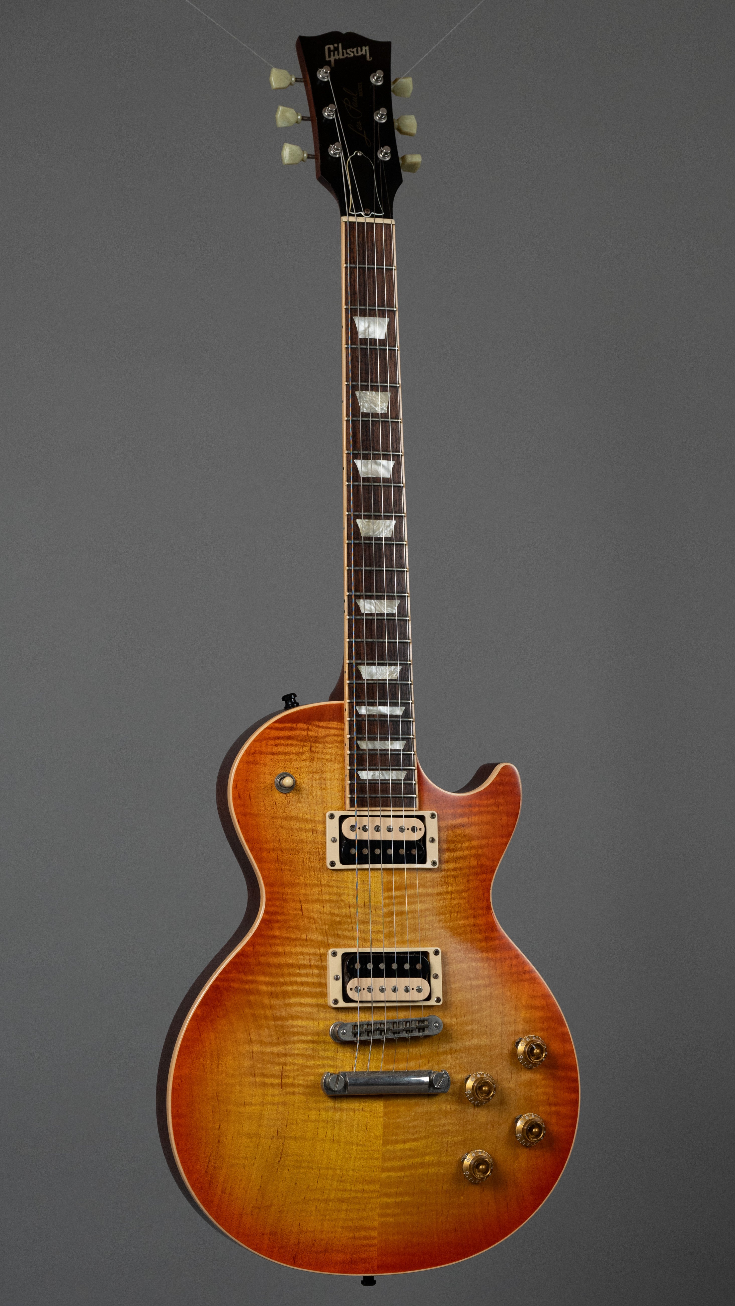 ギター Gibson 60s Les Paul Standard 2005 Gibson Les Paul Standard '60s Neck Sunburst 2005 | The Music Zoo