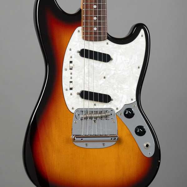 1993 Fender MG-69 Mustang (Japan, Sunburst)