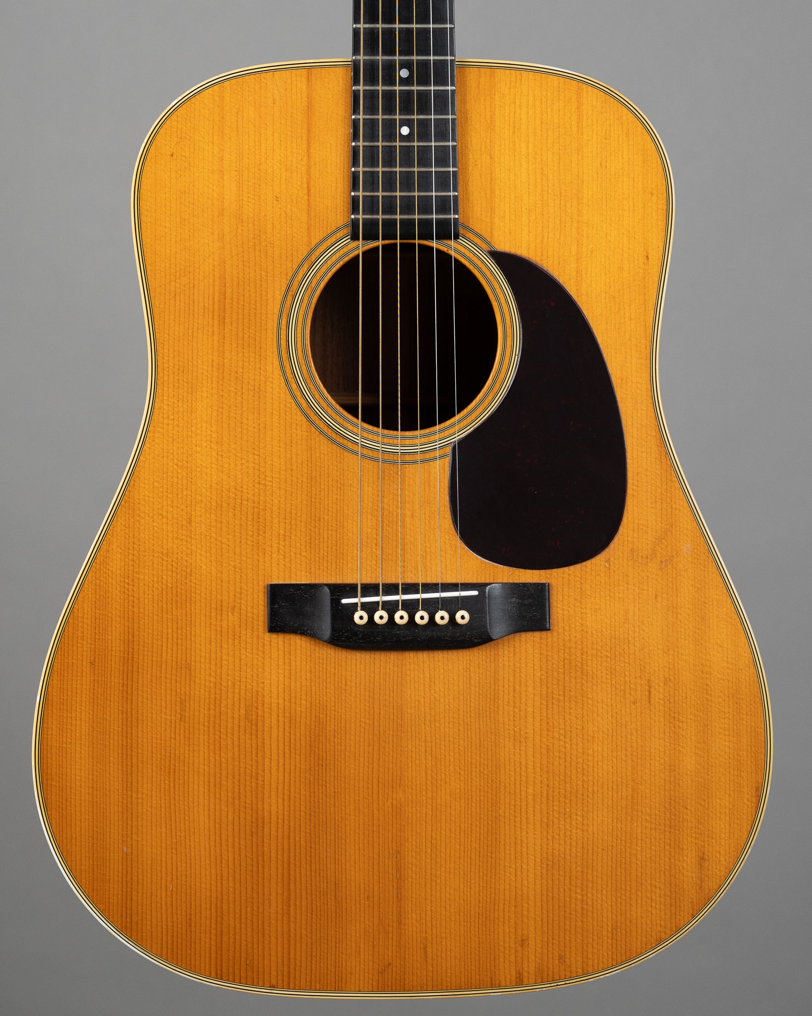 1975 Martin D-28 (USA, Natural, HSC)