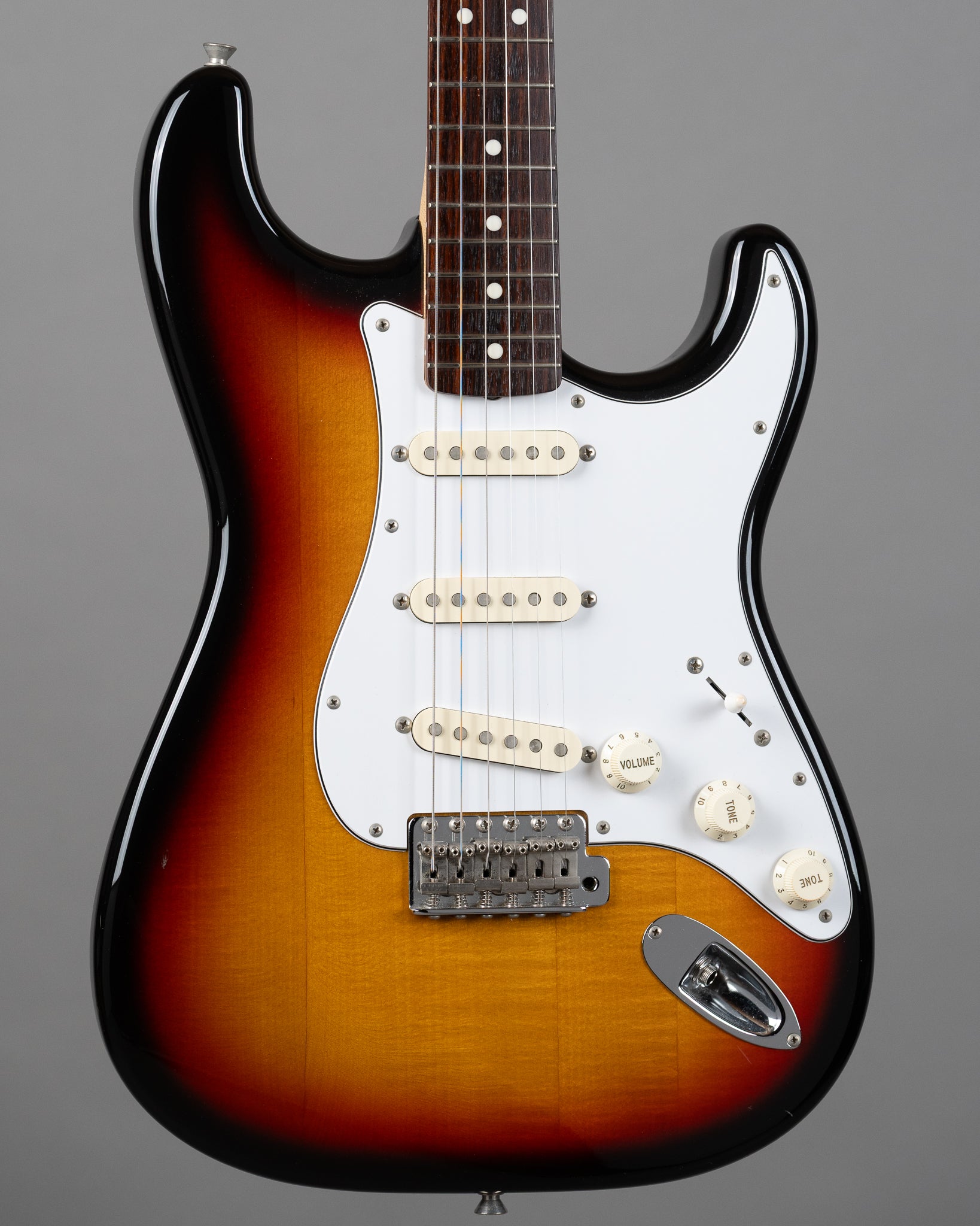c2000s Fender Standard Stratocaster (Japan, Sunburst)