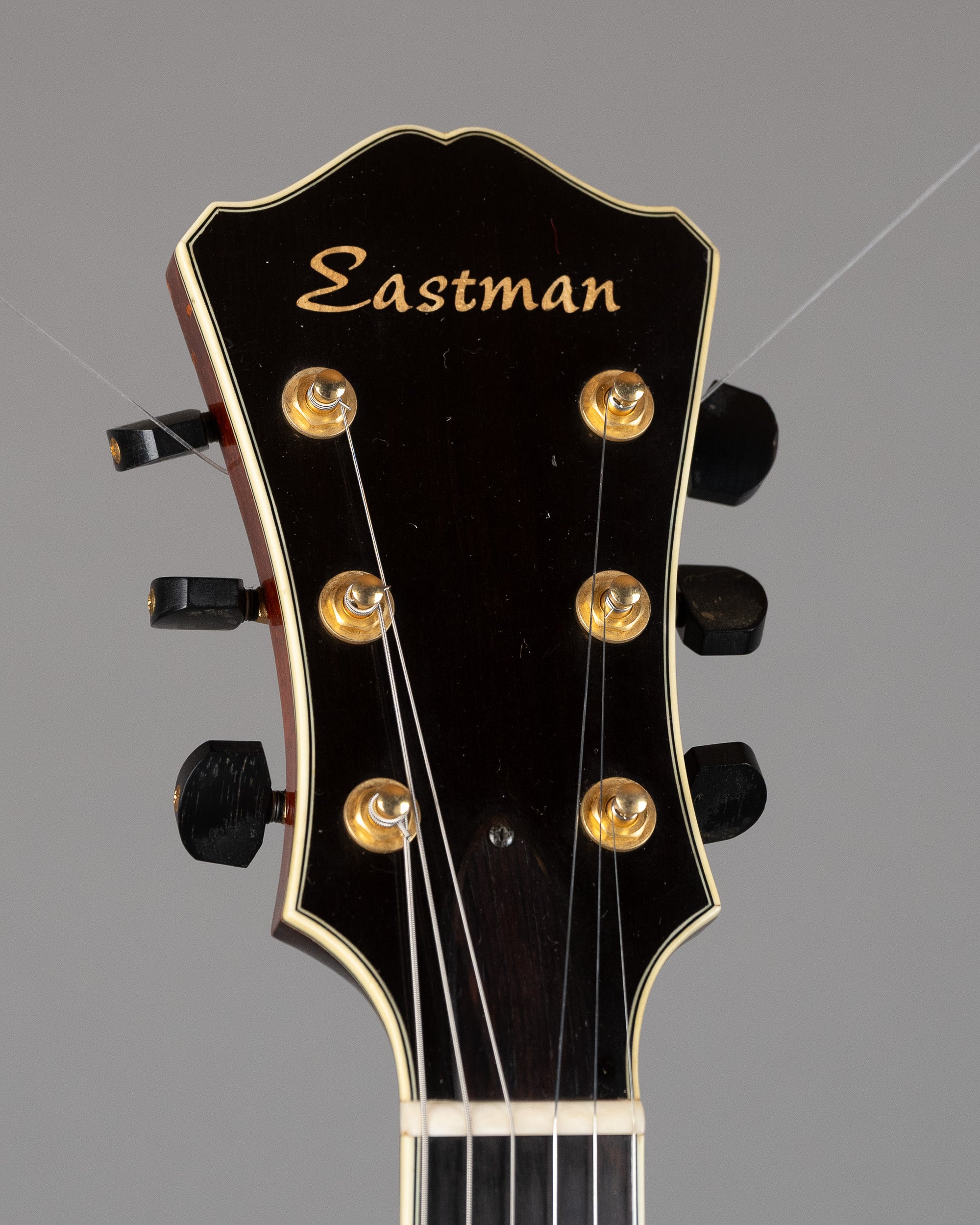 2006 Eastman Uptown Hollow AR810CE (China, Burst, HSC)