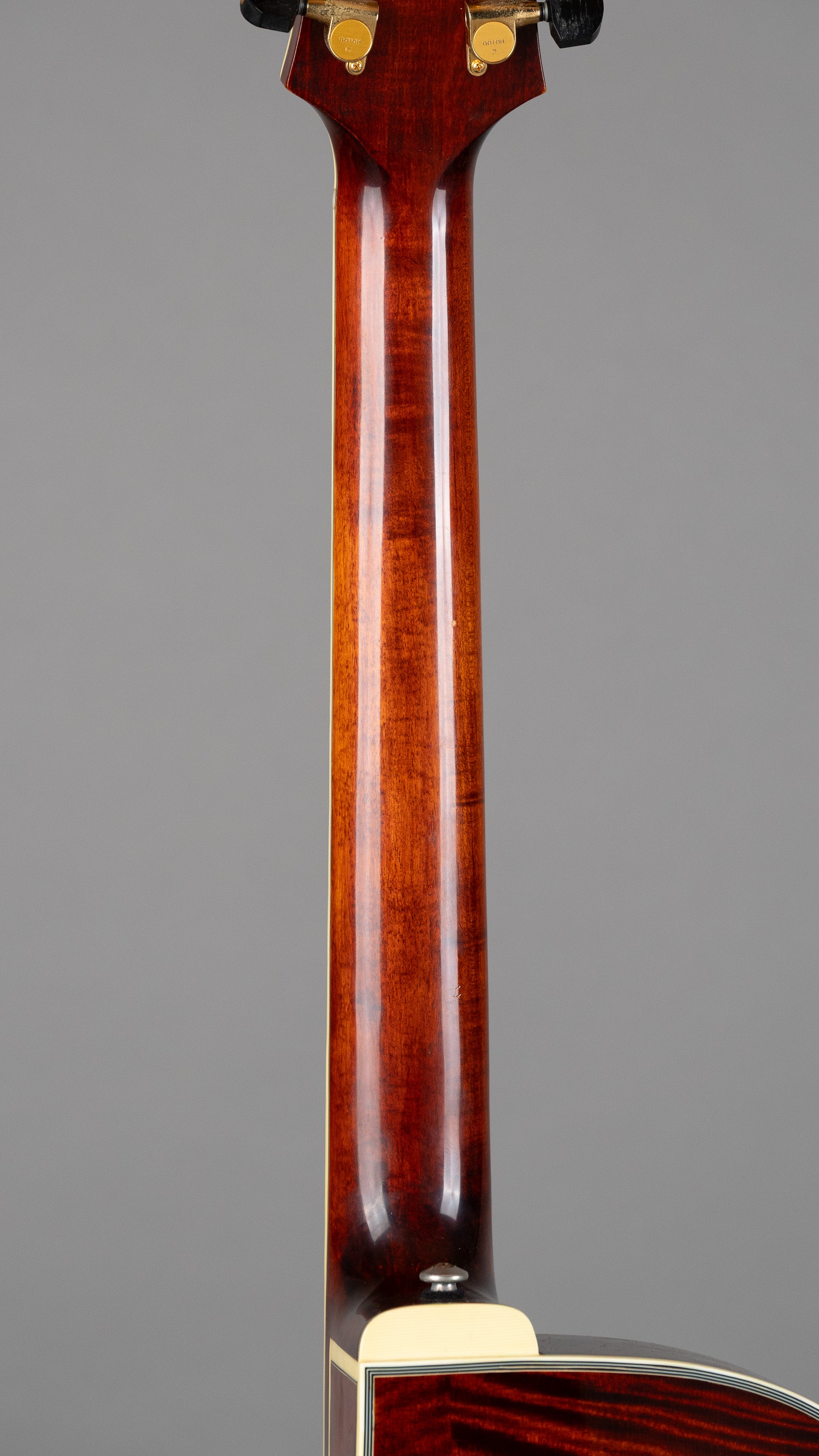 2006 Eastman Uptown Hollow AR810CE (China, Burst, HSC)