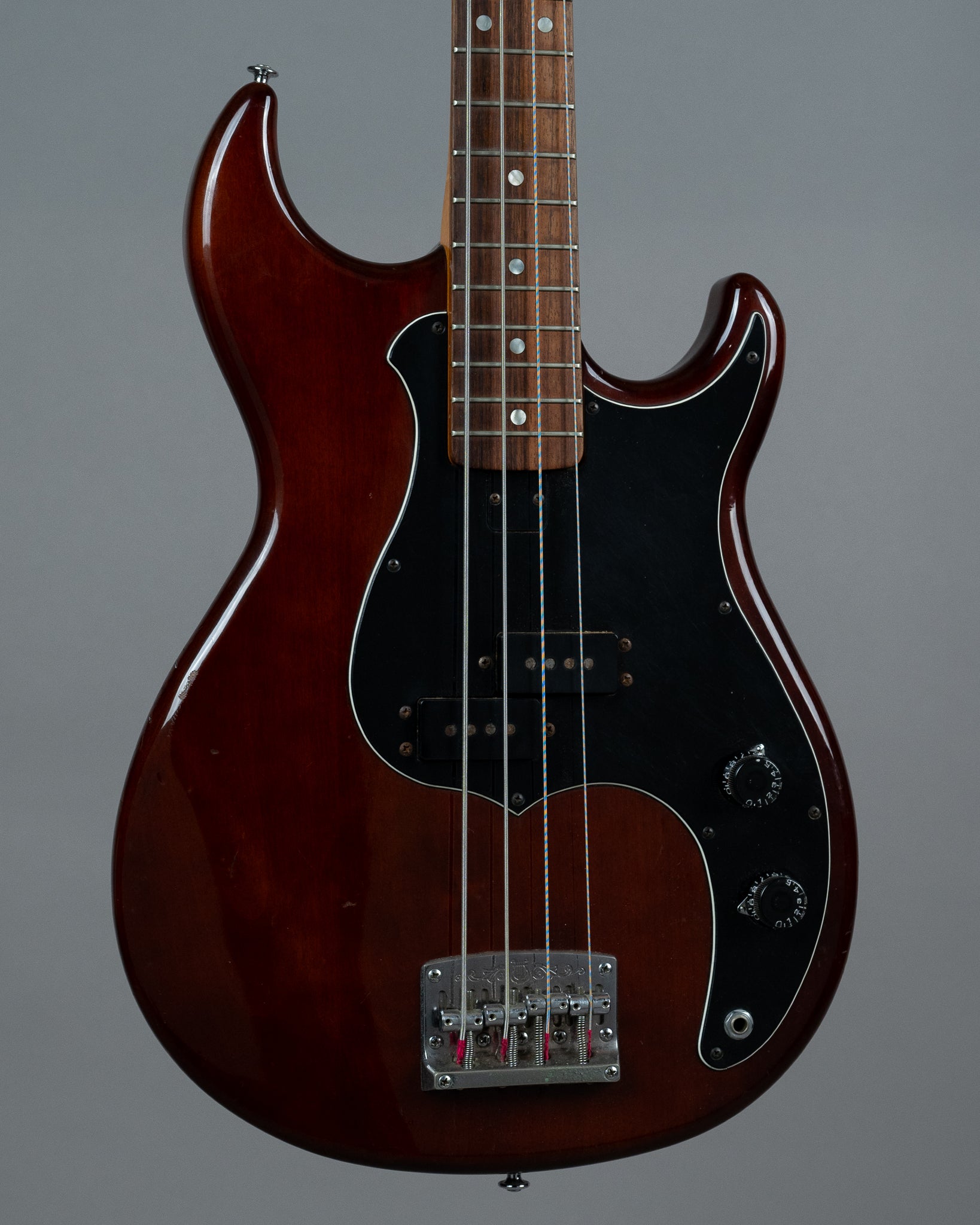 c1979 Yamaha BB800 Bass Guitar (Japan, Walnut)