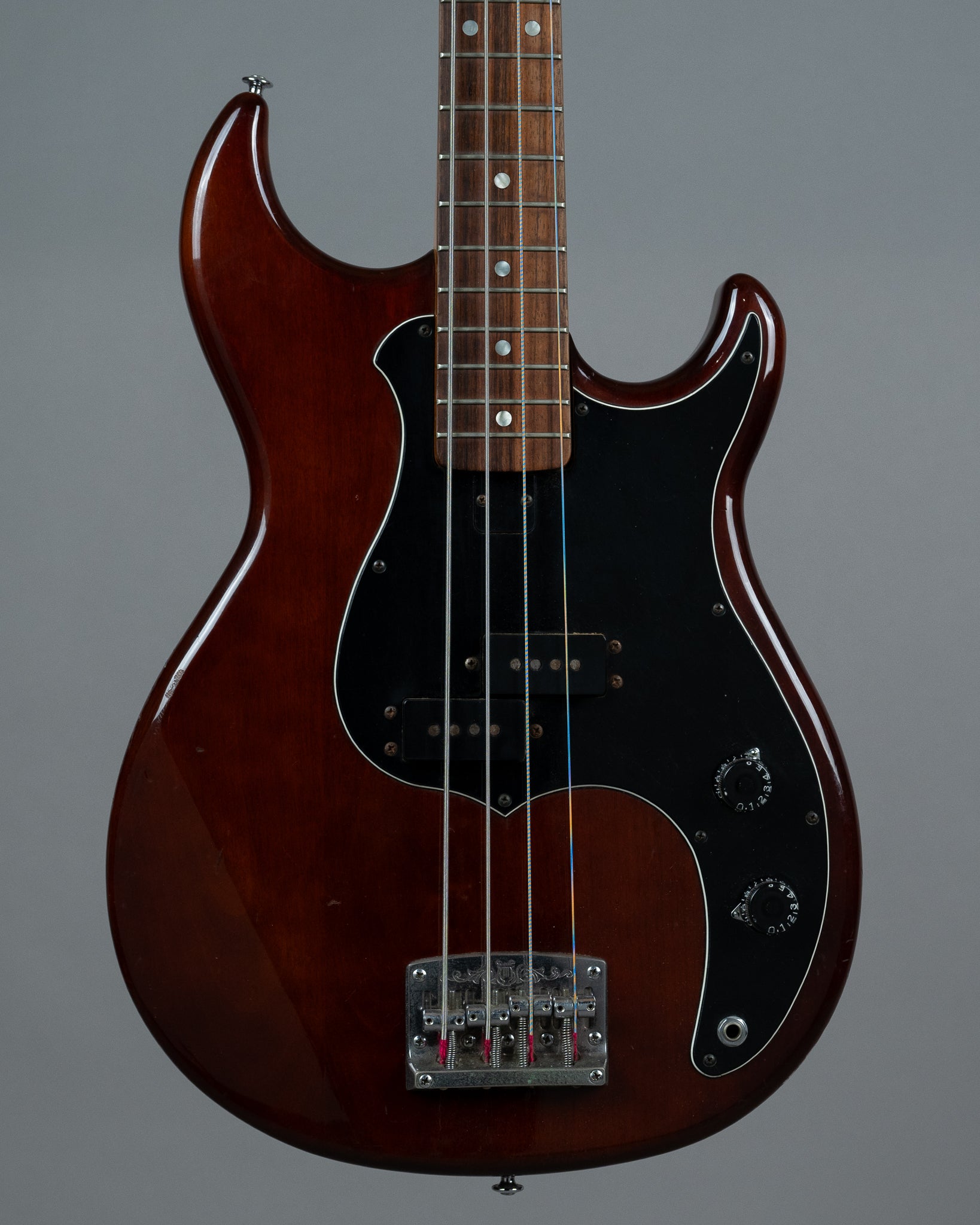 c1979 Yamaha BB800 Bass Guitar (Japan, Walnut)
