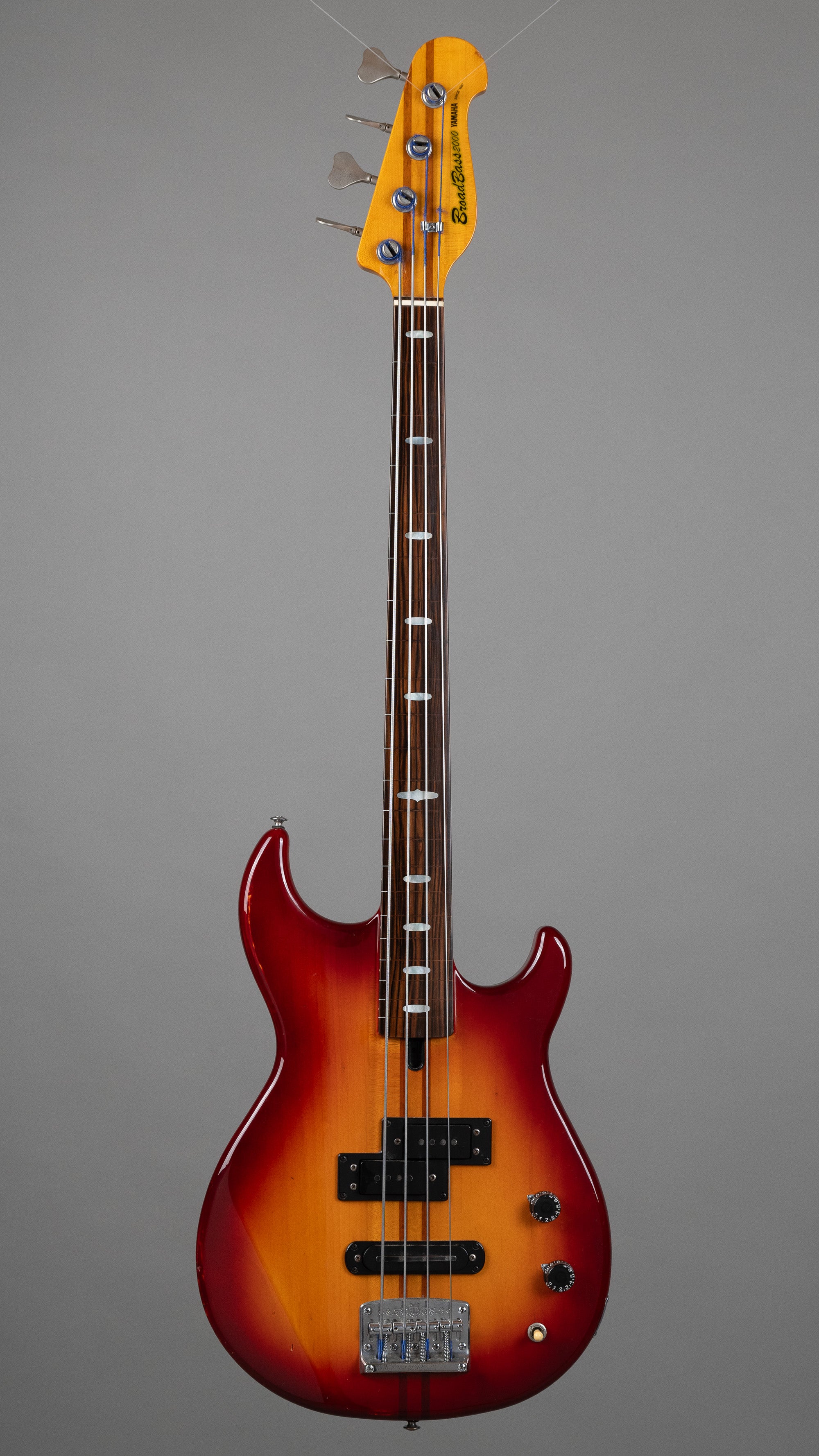 1980 Yamaha BB2000 Fretless Conversion Sunburst (Japan, Sunburst, HSC)