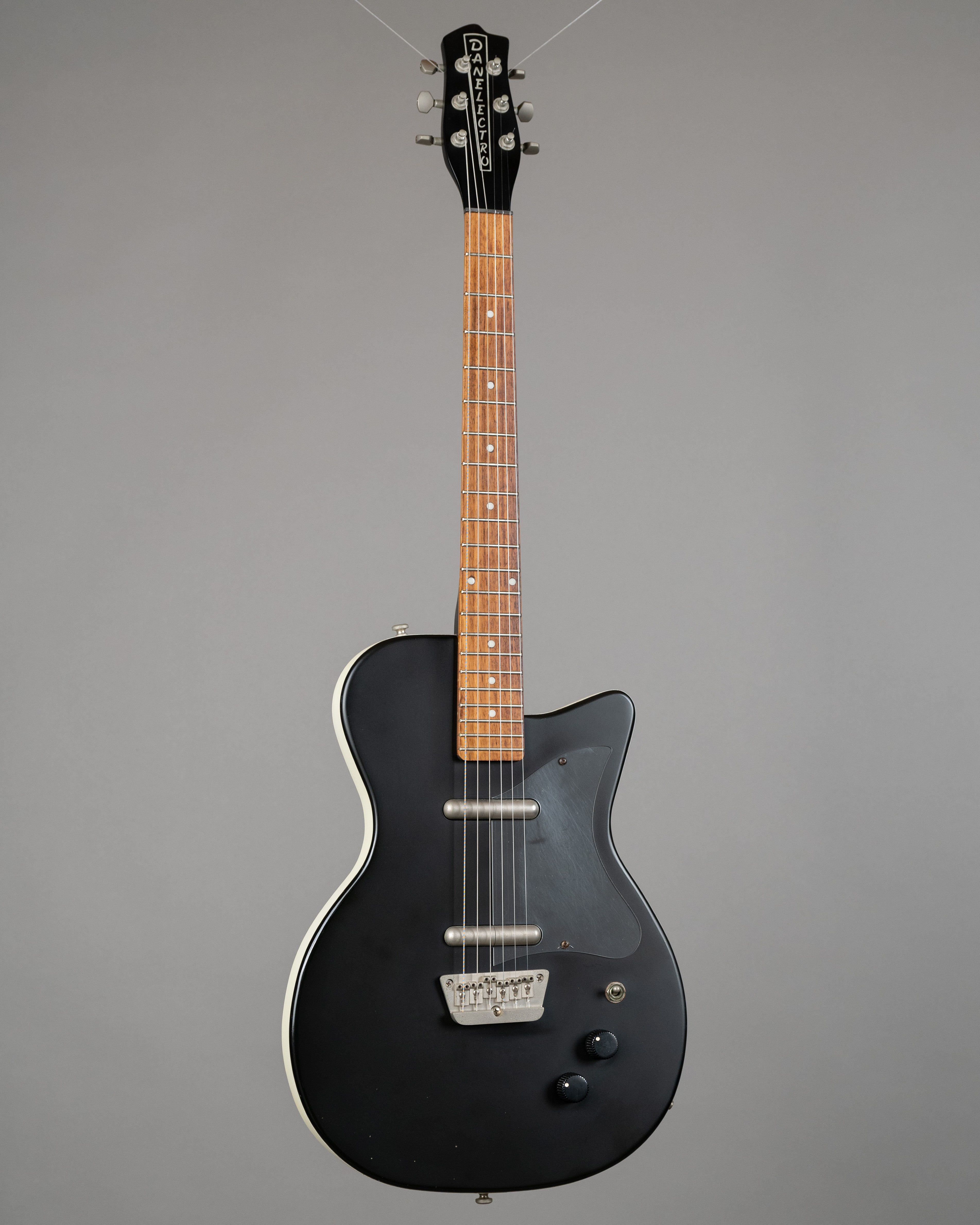 c2000s Danelectro 56 Pro (Korea, Black)*