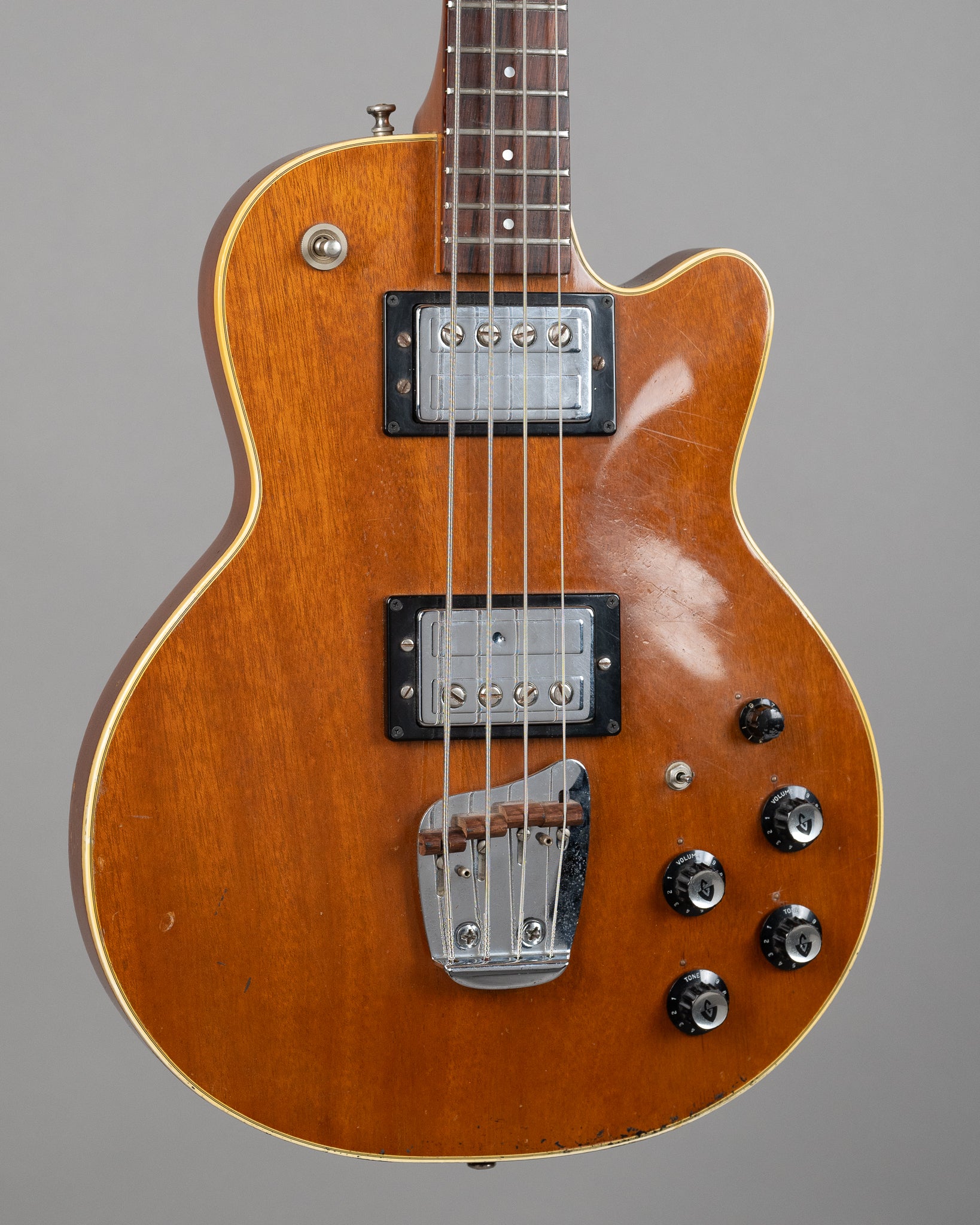 1989 Guild M85-II Bluesbird Bass (USA, Walnut)