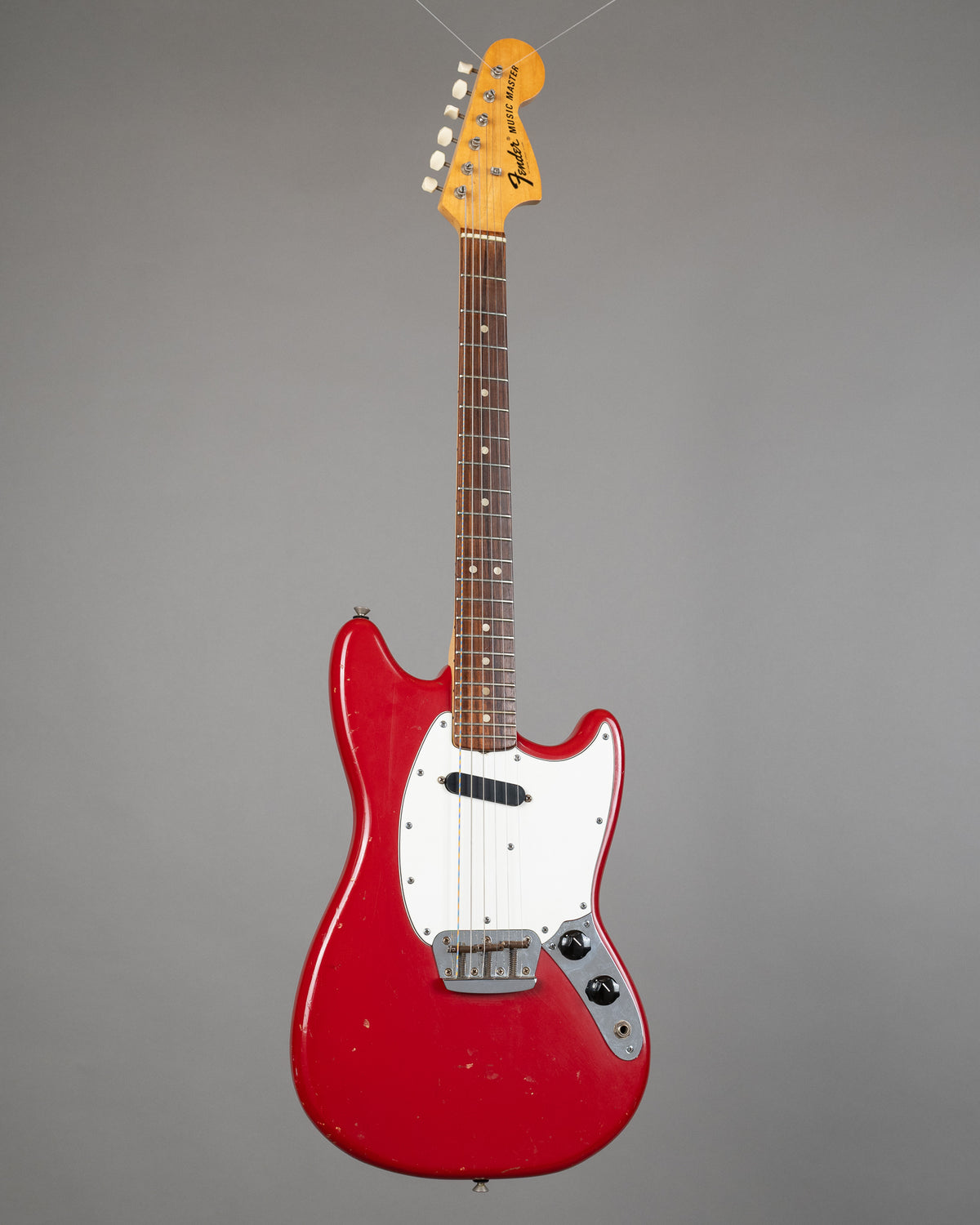 1974  Fender Musicmaster (USA, Dakota Red, HSC )