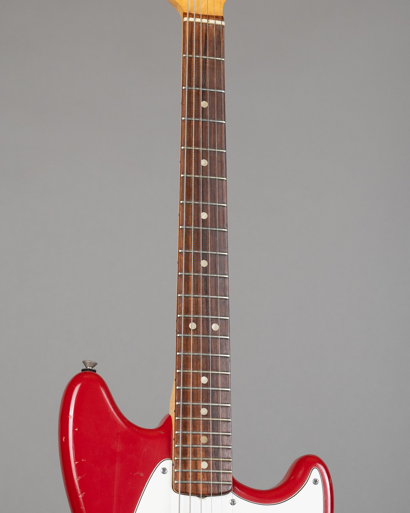 1974  Fender Musicmaster (USA, Dakota Red, HSC )