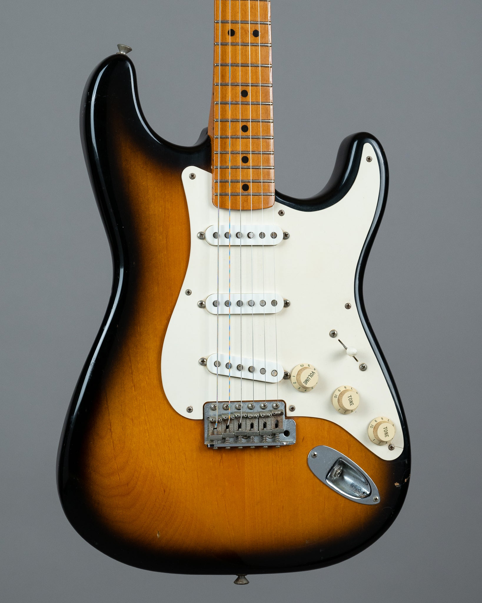 1996 Fender Stratocaster American Vintage '57 Re-Issue Commemorative Edition (USA, Sunburst, HSC)