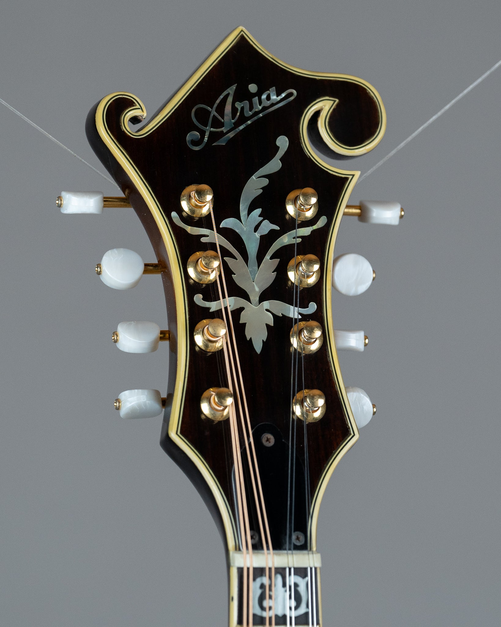 c1980s Aria AM-600 F-Style Mandolin (Korea, Tobacco Sunburst, OHSC)