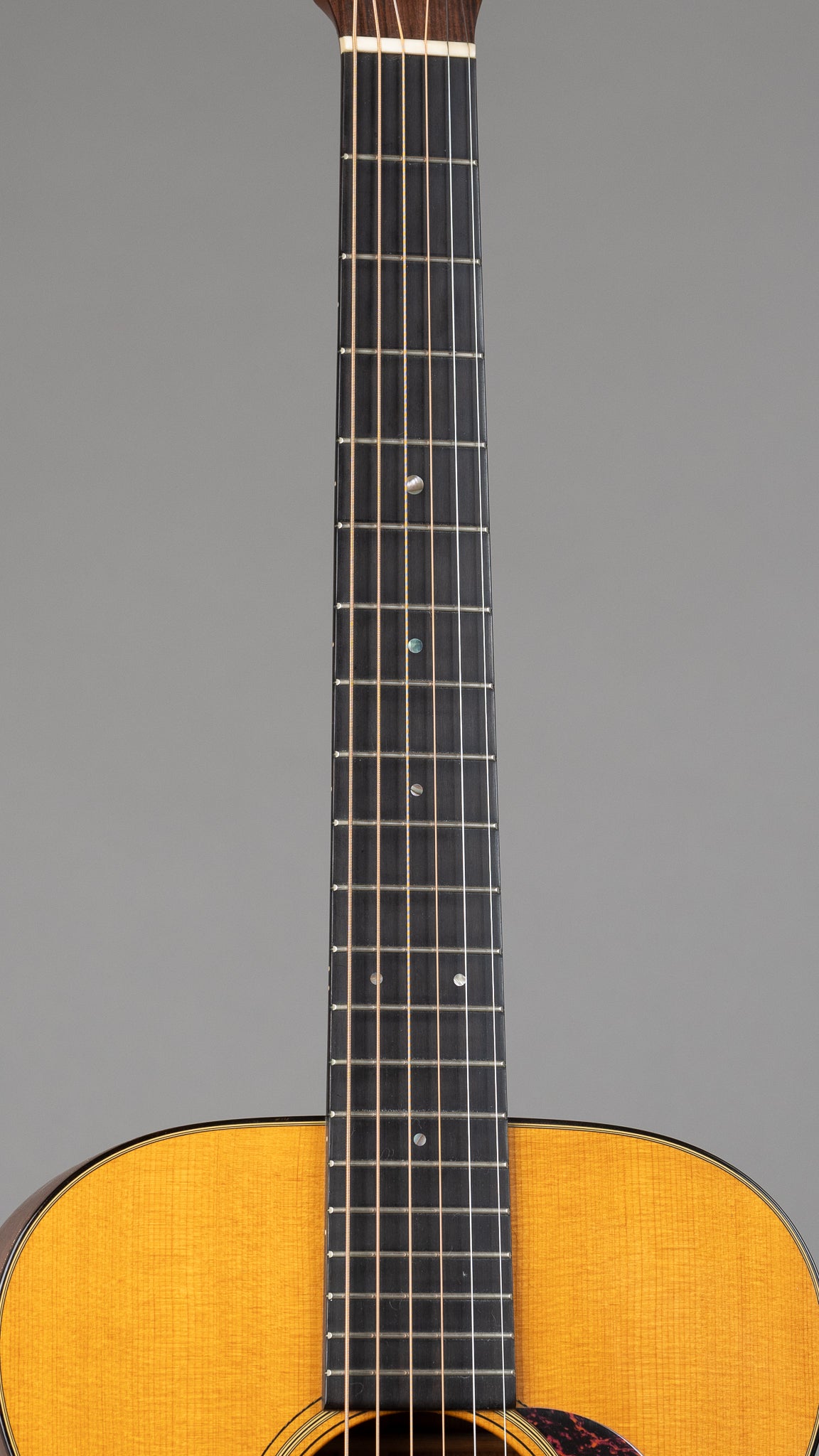 2005 Martin 00-18V (USA, Natural Gloss, OHSC)