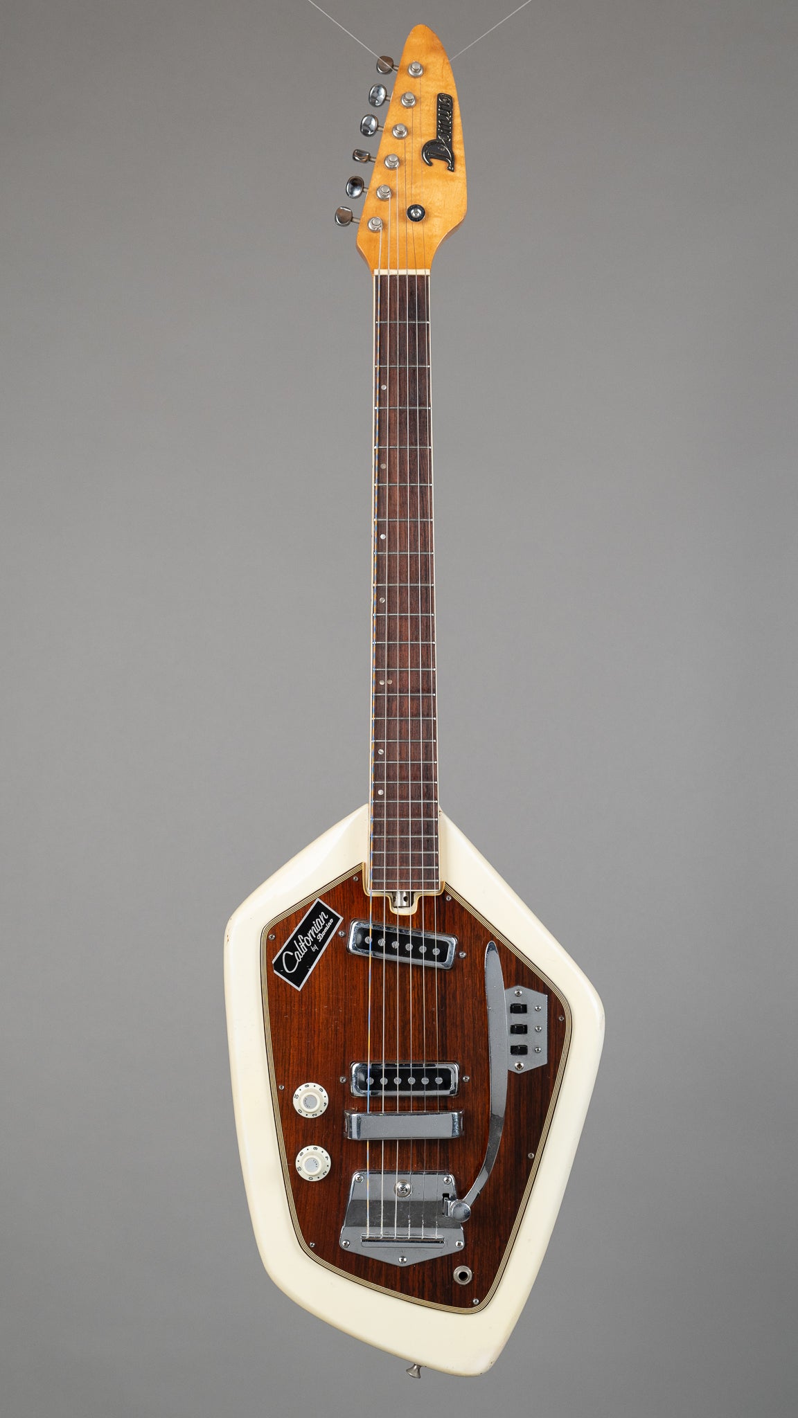 c1967 Domino Californian (Japan, White)