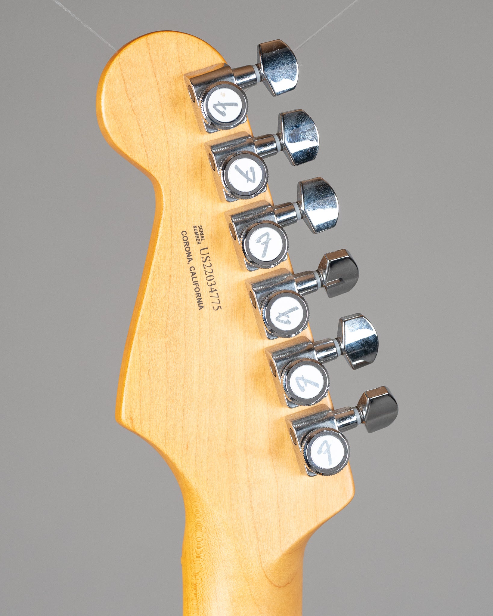 2022 Fender American Ultra Stratocaster (USA, Texas Tea, OHSC)