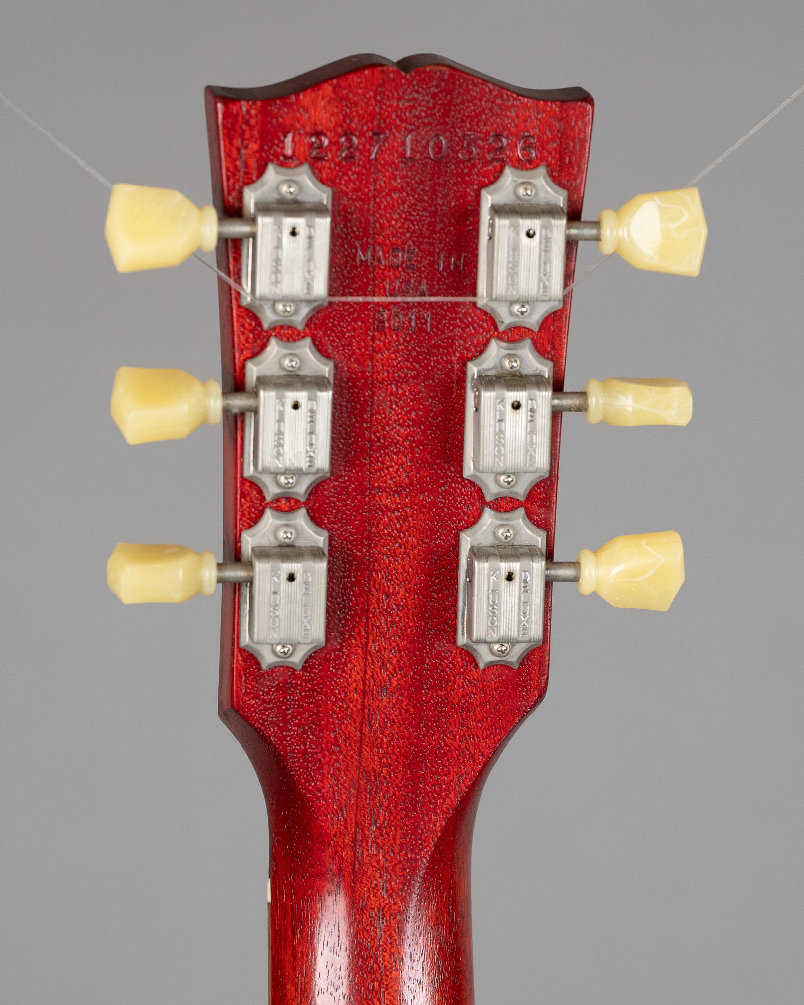 2011 Gibson Les Paul Studio (USA, Satin Cherry Stain, OGB)