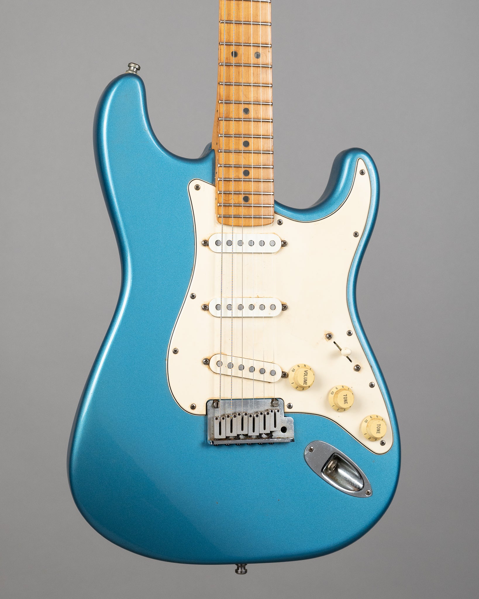 1997 Fender American Standard Stratocaster (USA, Lake Placid Blue, OHSC)