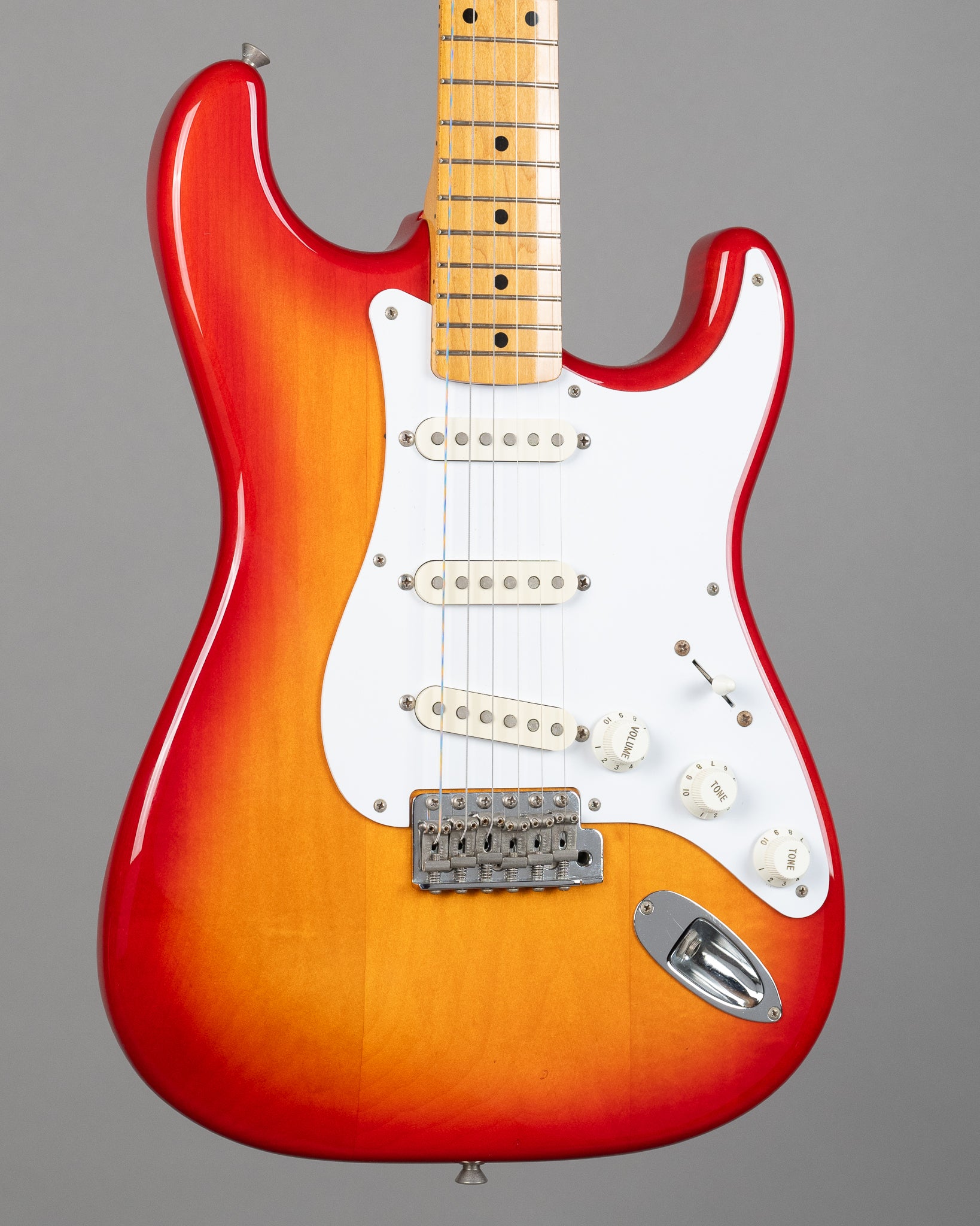 2014 Fender ST57 Stratocaster (Japan, Sienna Sunburst)