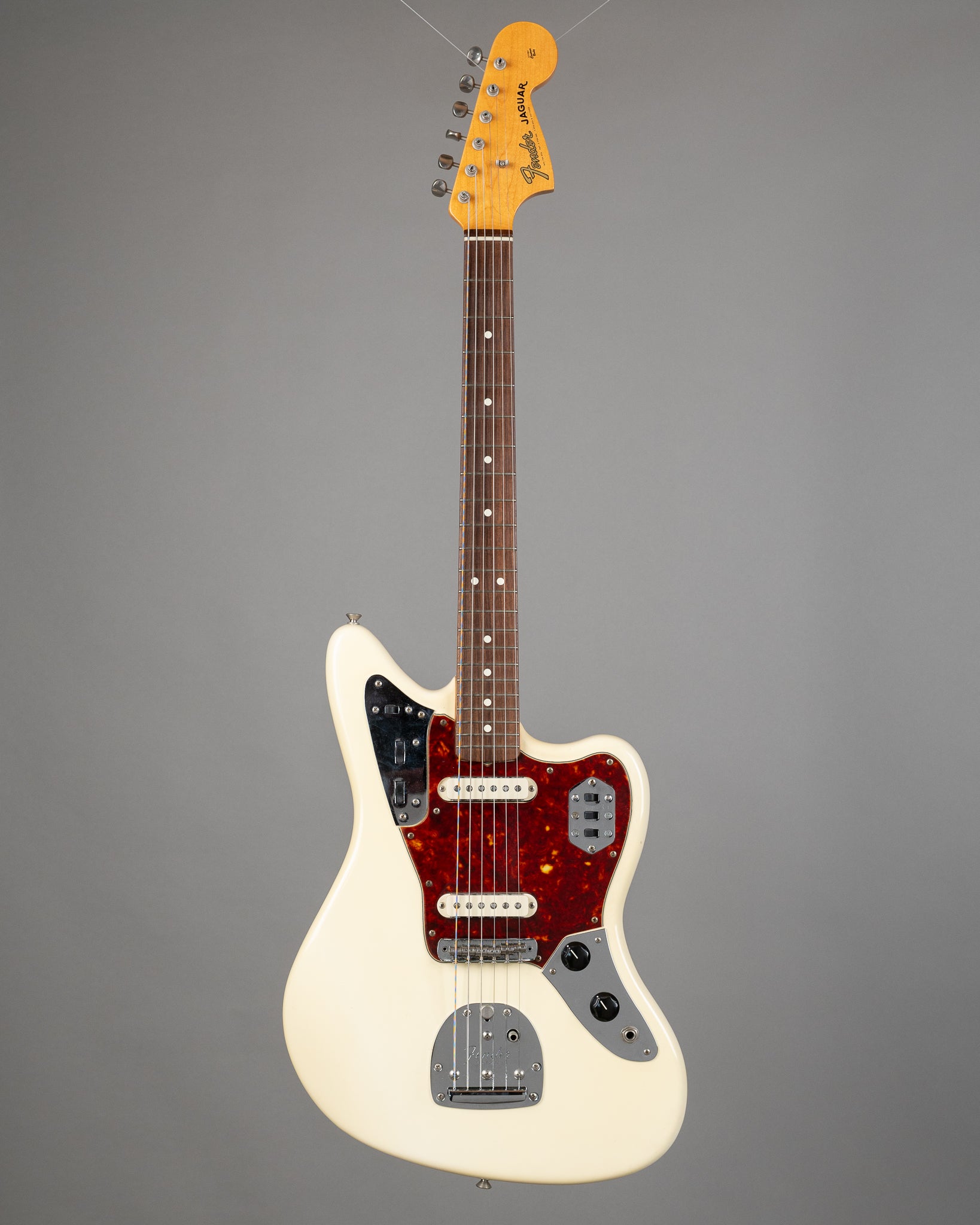 2005 Fender AVRI Vintage '62 Jaguar (USA, Olympic White, OHSC)