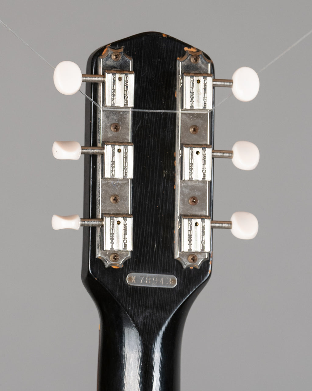 1957 National Resophonic Model 1133 (USA, White Pearloid, Gig Bag)
