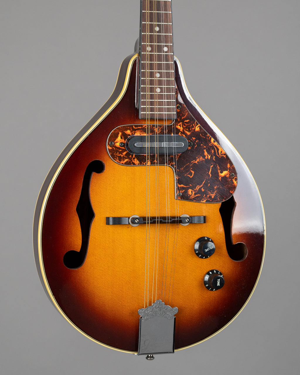 c2000s Aria Mandolin AM200E/BS (Korea, Sunburst, HSC)