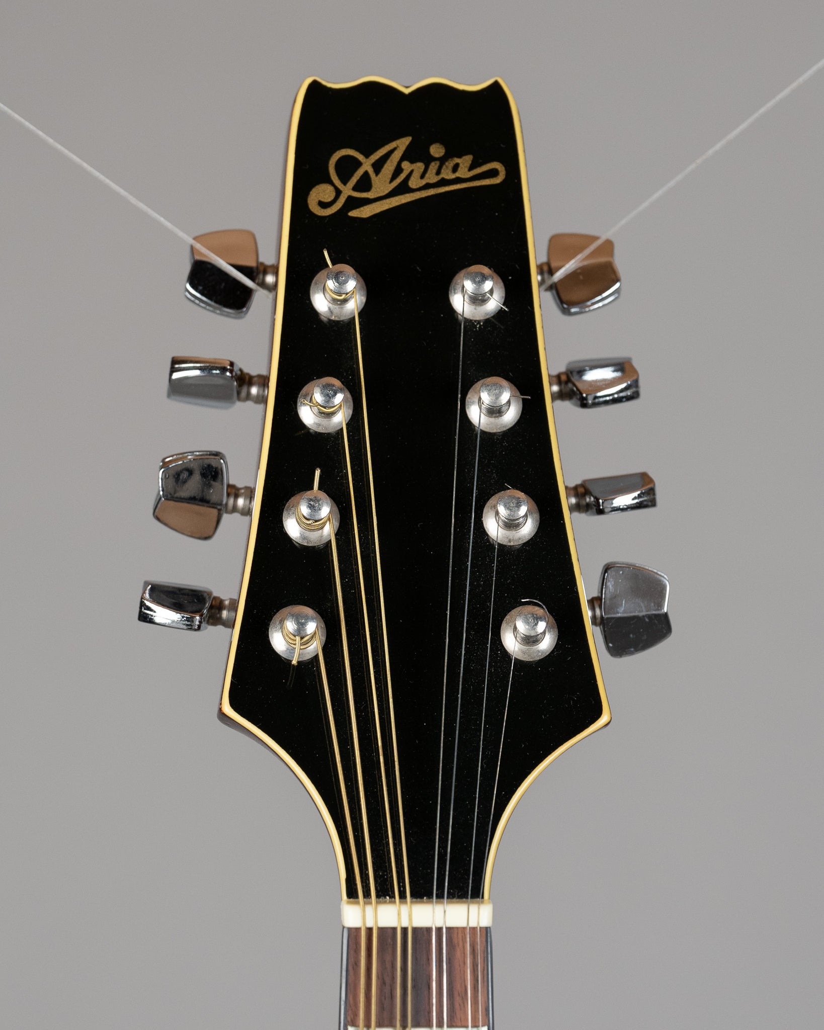 c2000s Aria Mandolin AM200E/BS (Korea, Sunburst, HSC)