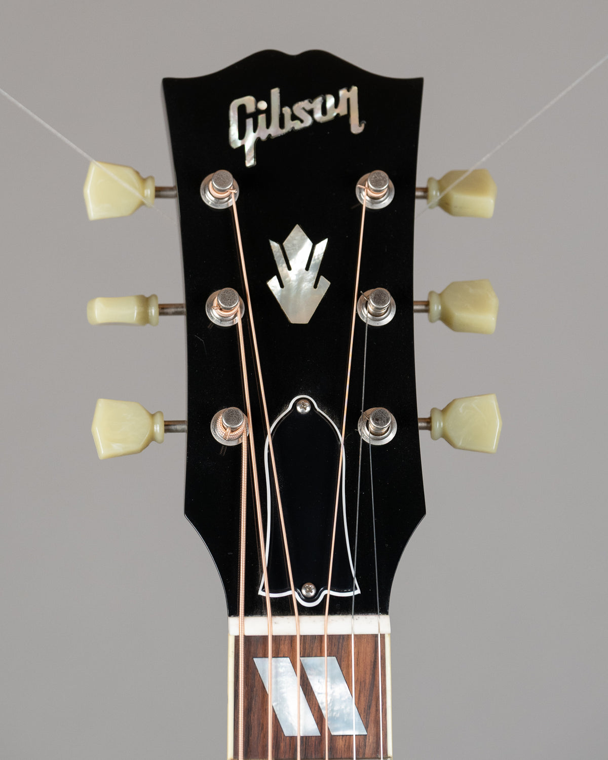 2022 Gibson J-185 (USA, Sunburst, OHSC)