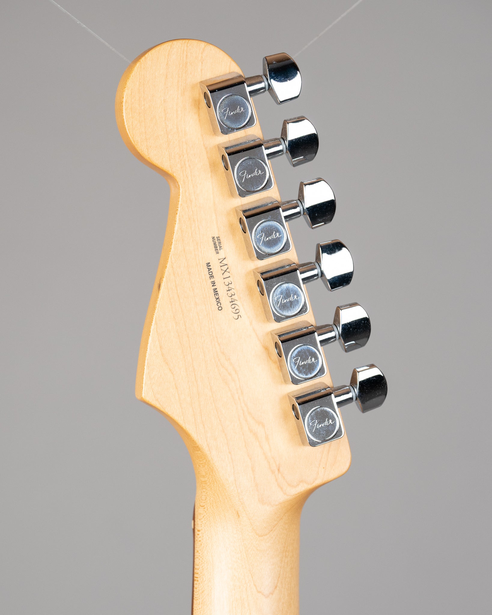 2014 Fender Standard Stratocaster (Mexico, Lake Placid Blue)