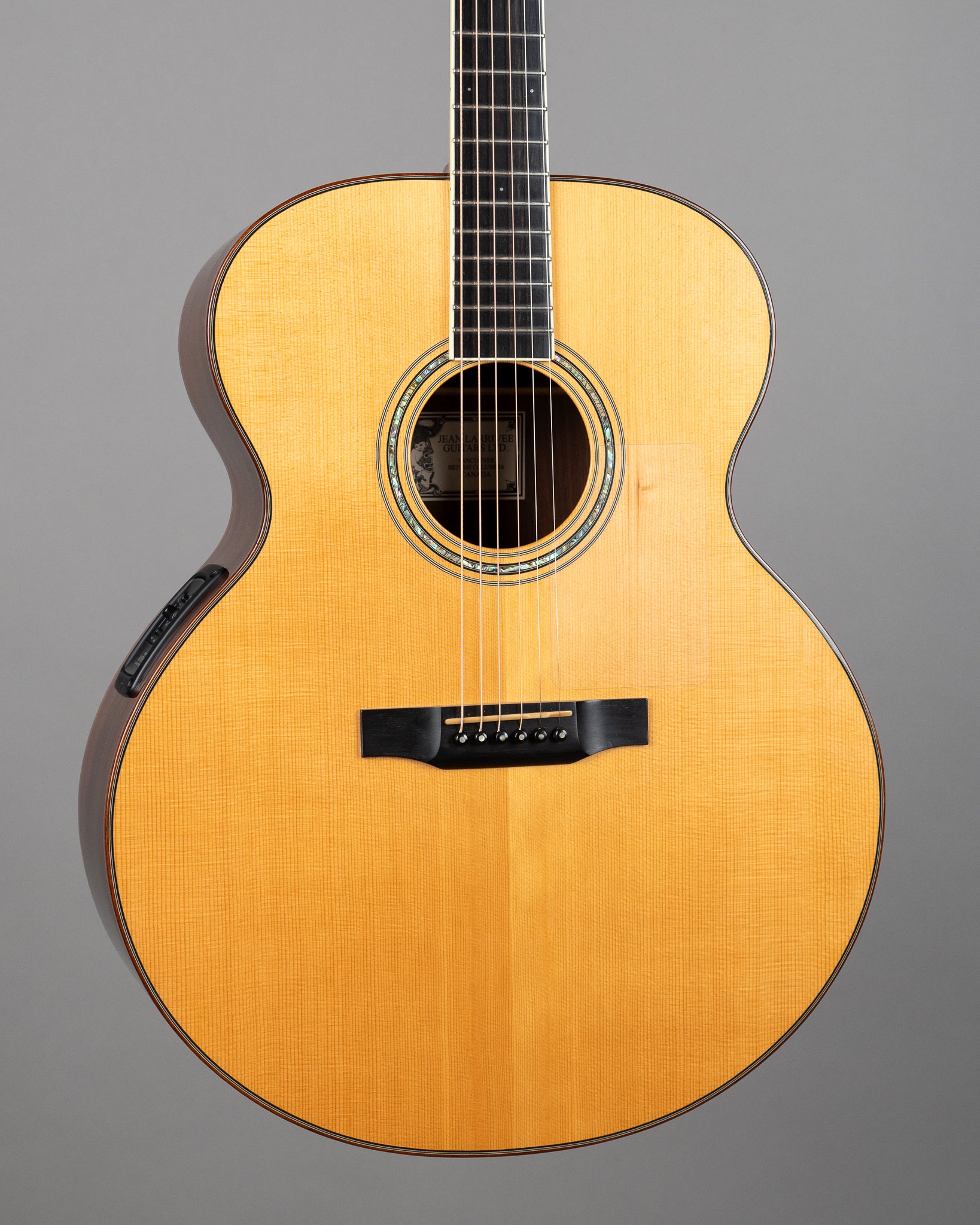 1997 Larrivee J-09 Jumbo (Canada, Natural, OHSC)