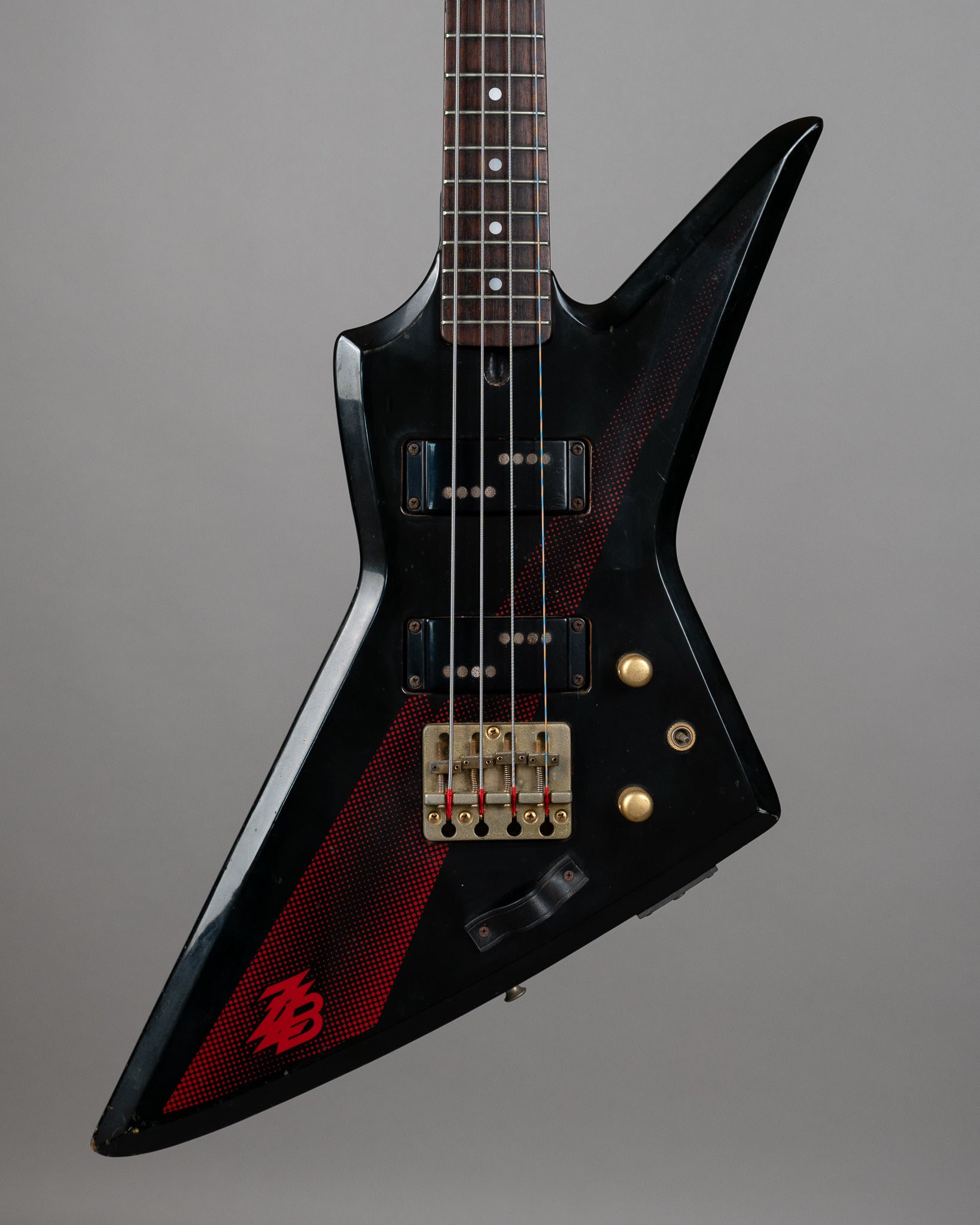 1983 Aria Pro II ZZ Deluxe Bass (Japan, Black)