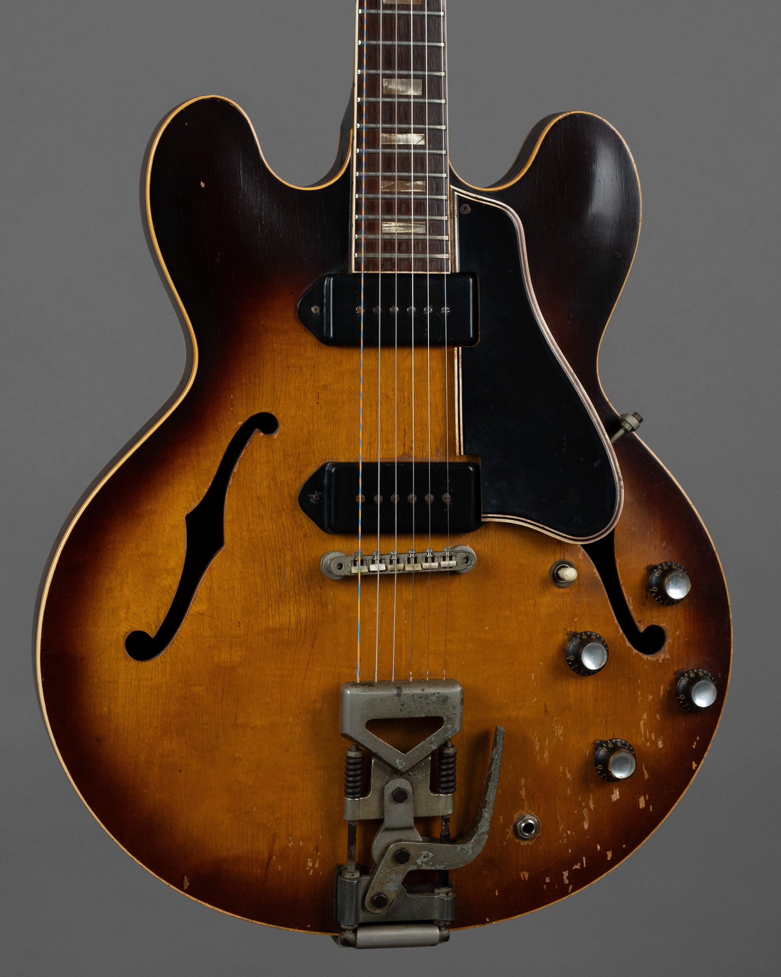 1962 Gibson ES-330 (USA, Sunburst, TKL Case)