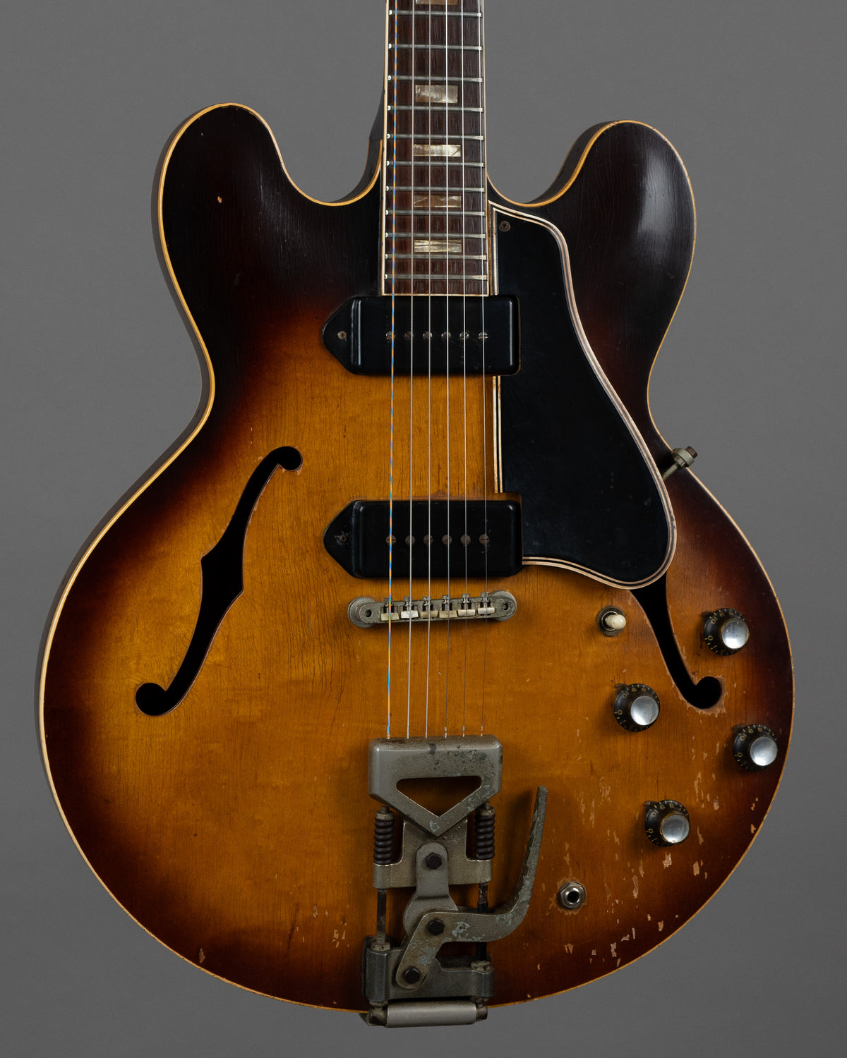 1962 Gibson ES-330 (USA, Sunburst, TKL Case)