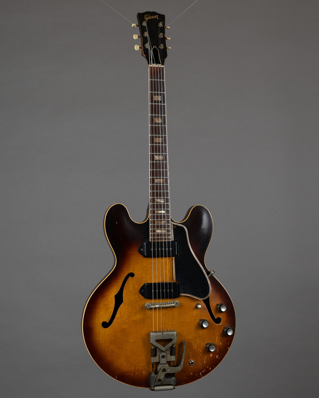 1962 Gibson ES-330 (USA, Sunburst, TKL Case)