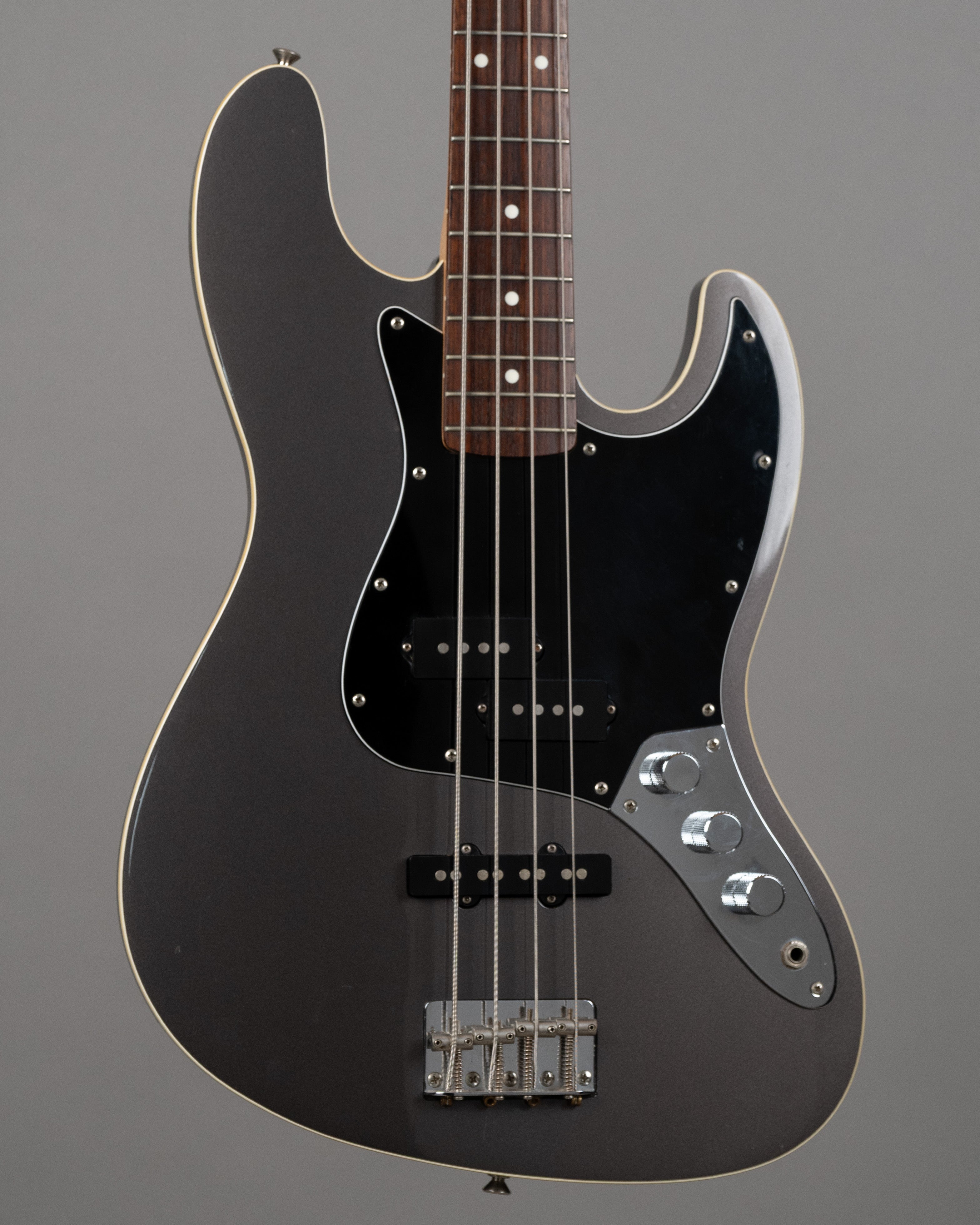 2004 Fender Aerodyne Jazz Bass (Japan, Dolphin Grey)