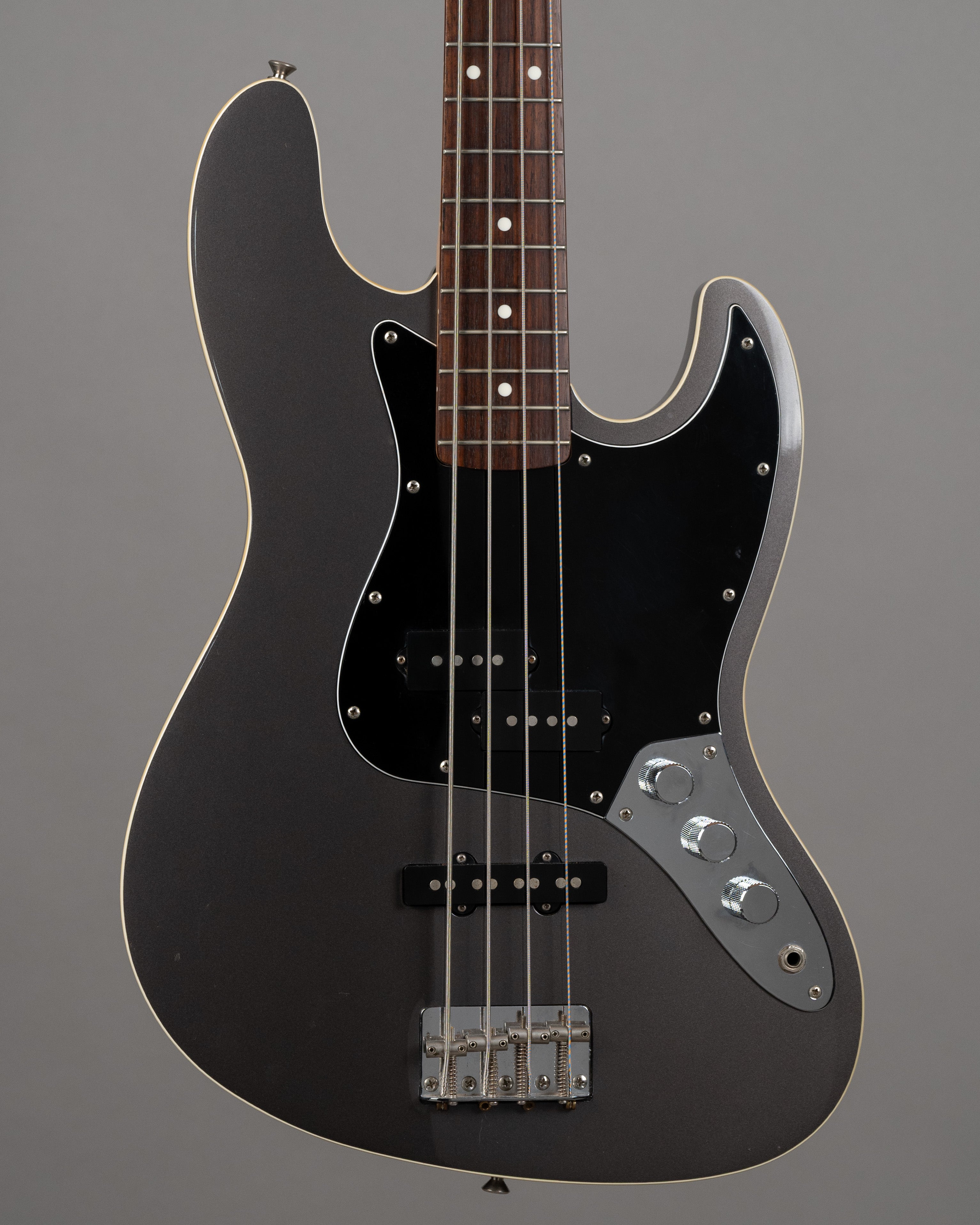 2004 Fender Aerodyne Jazz Bass (Japan, Dolphin Grey)