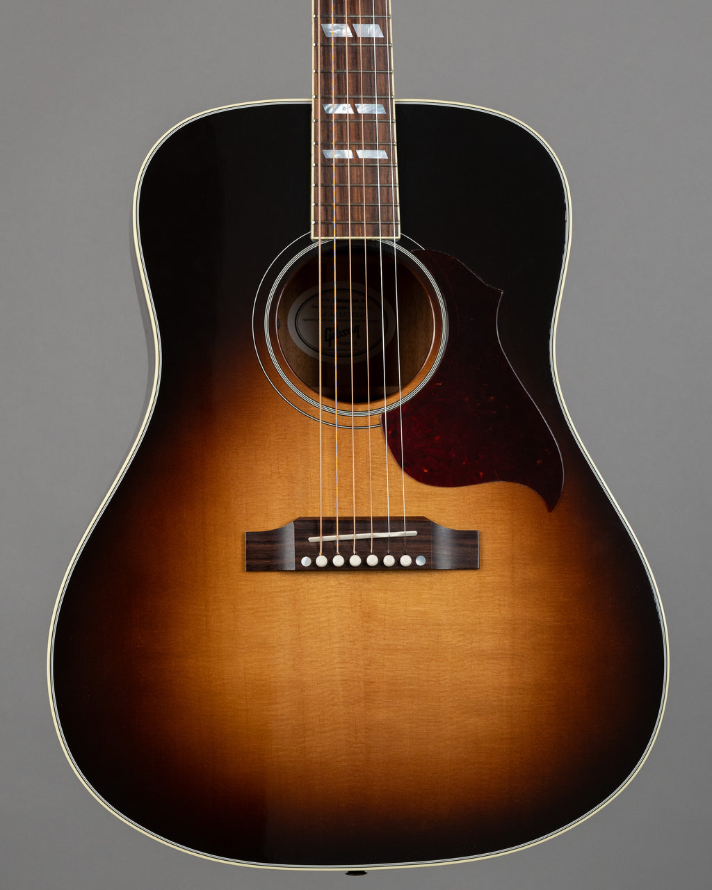 2016 Gibson Hummingbird Pro (USA, Sunburst, OHSC)