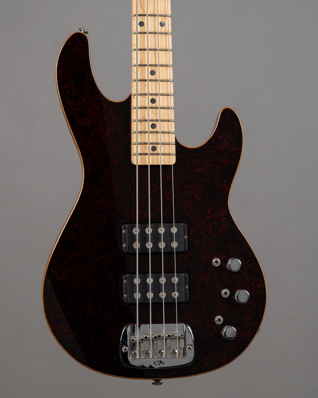1997 G&L L2000-OPM Bass (USA, Red Swirl, COA, OHSC)